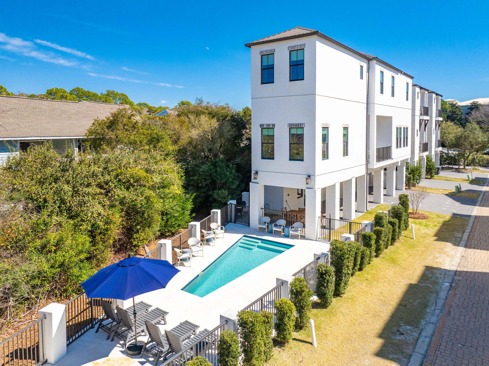 COTE D' AZUR - Residential