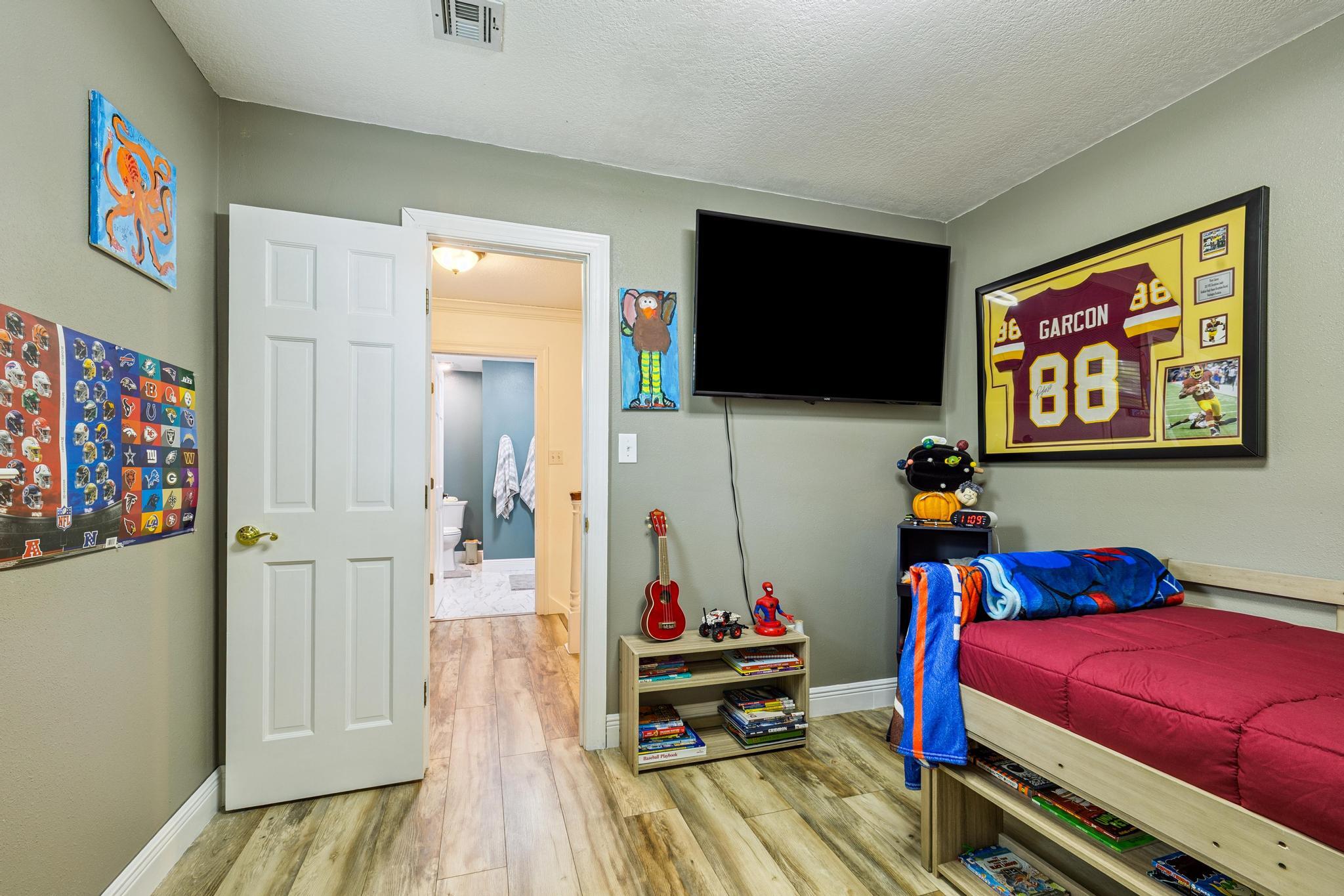 NONESUCH WAY - Residential