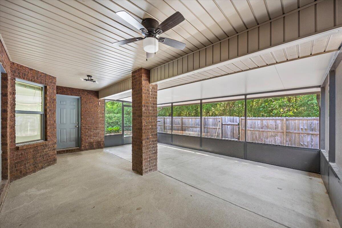 ROBIN'S RIDGE - Residential