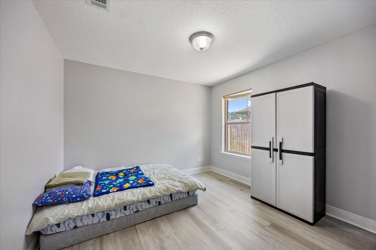 ROBIN'S RIDGE - Residential
