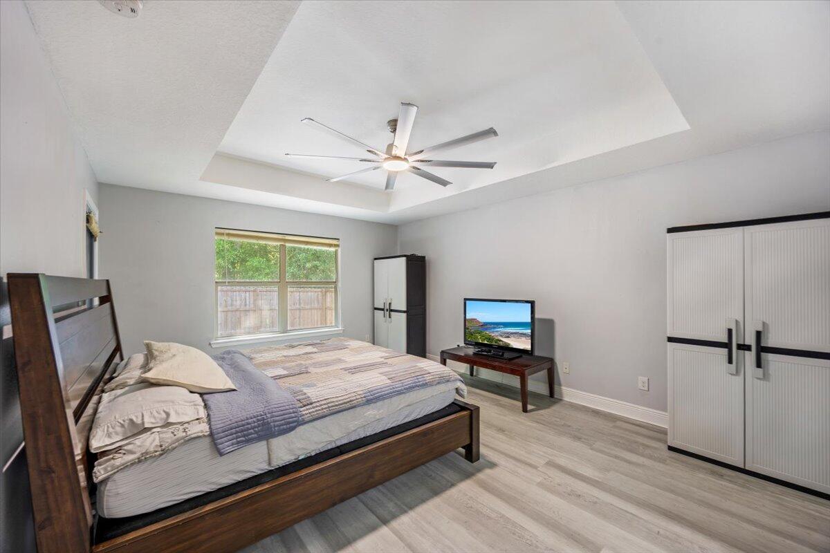 ROBIN'S RIDGE - Residential