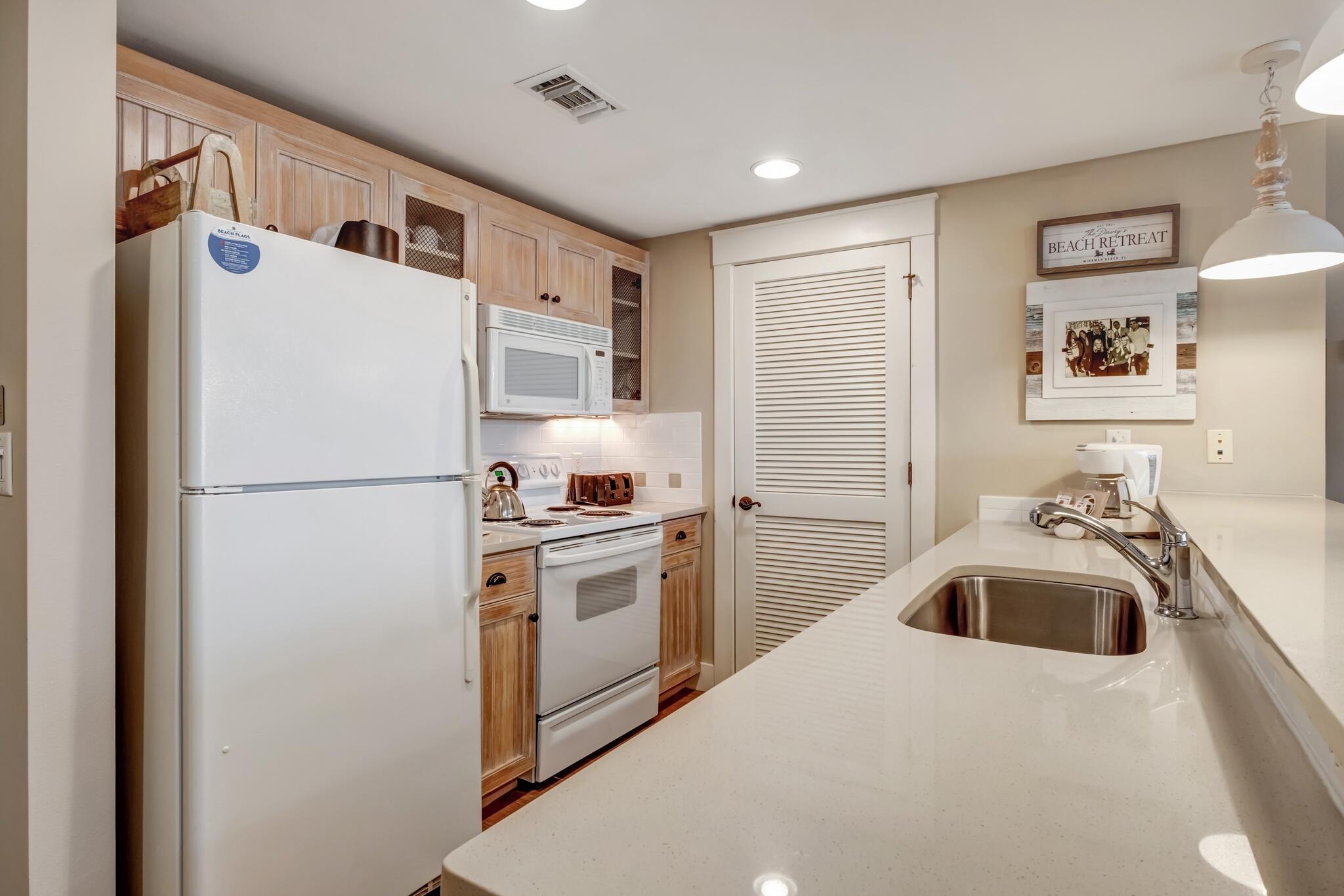 9300 Baytowne Wharf Boulevard 515/517