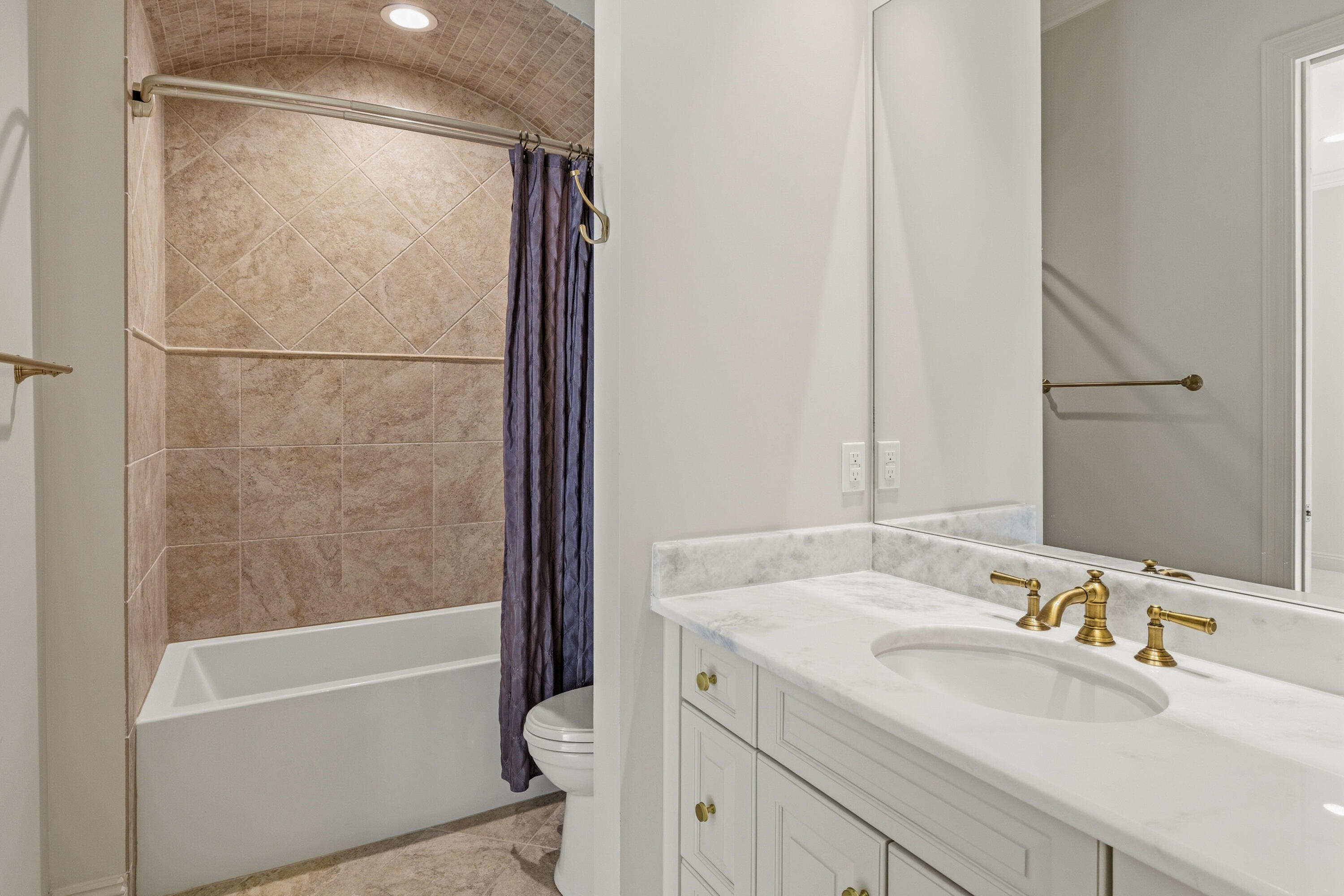 REGATTA BAY PATIO HOMES - Residential