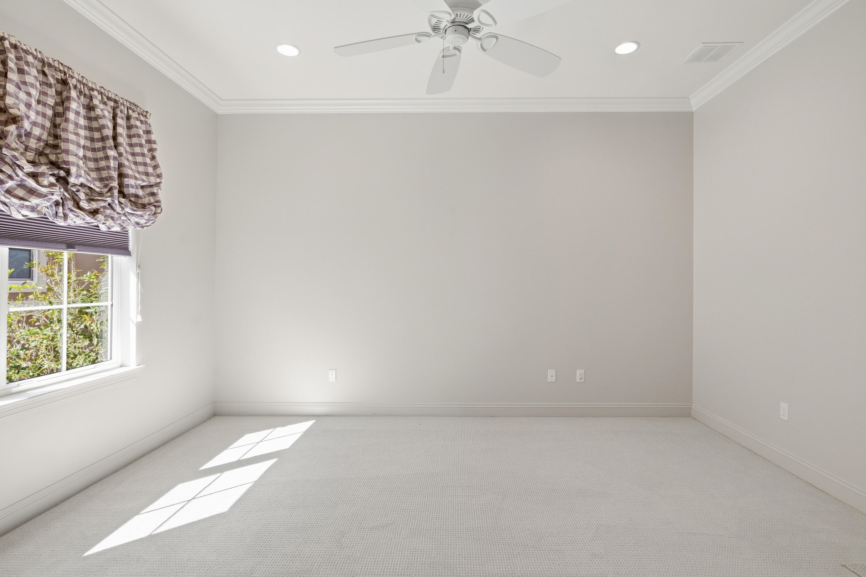 REGATTA BAY PATIO HOMES - Residential