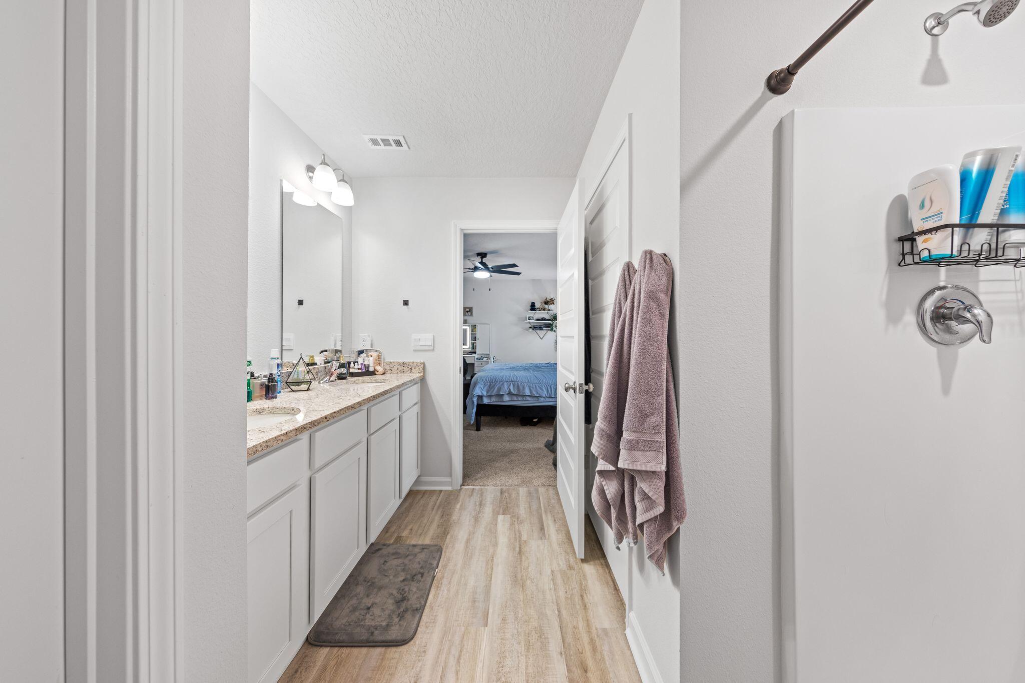 PLANTATION WOODS - Residential Lease