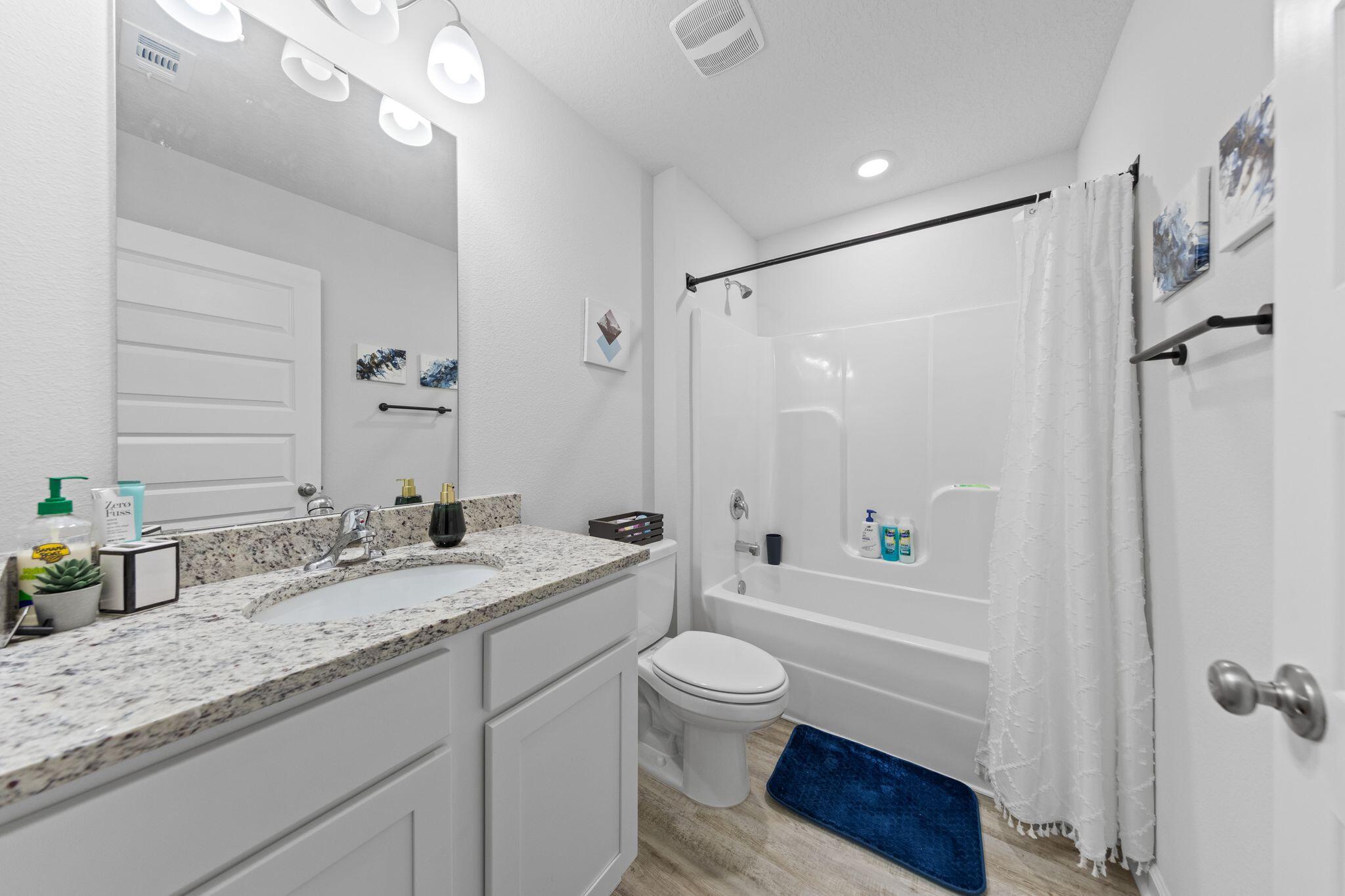 PLANTATION WOODS - Residential Lease