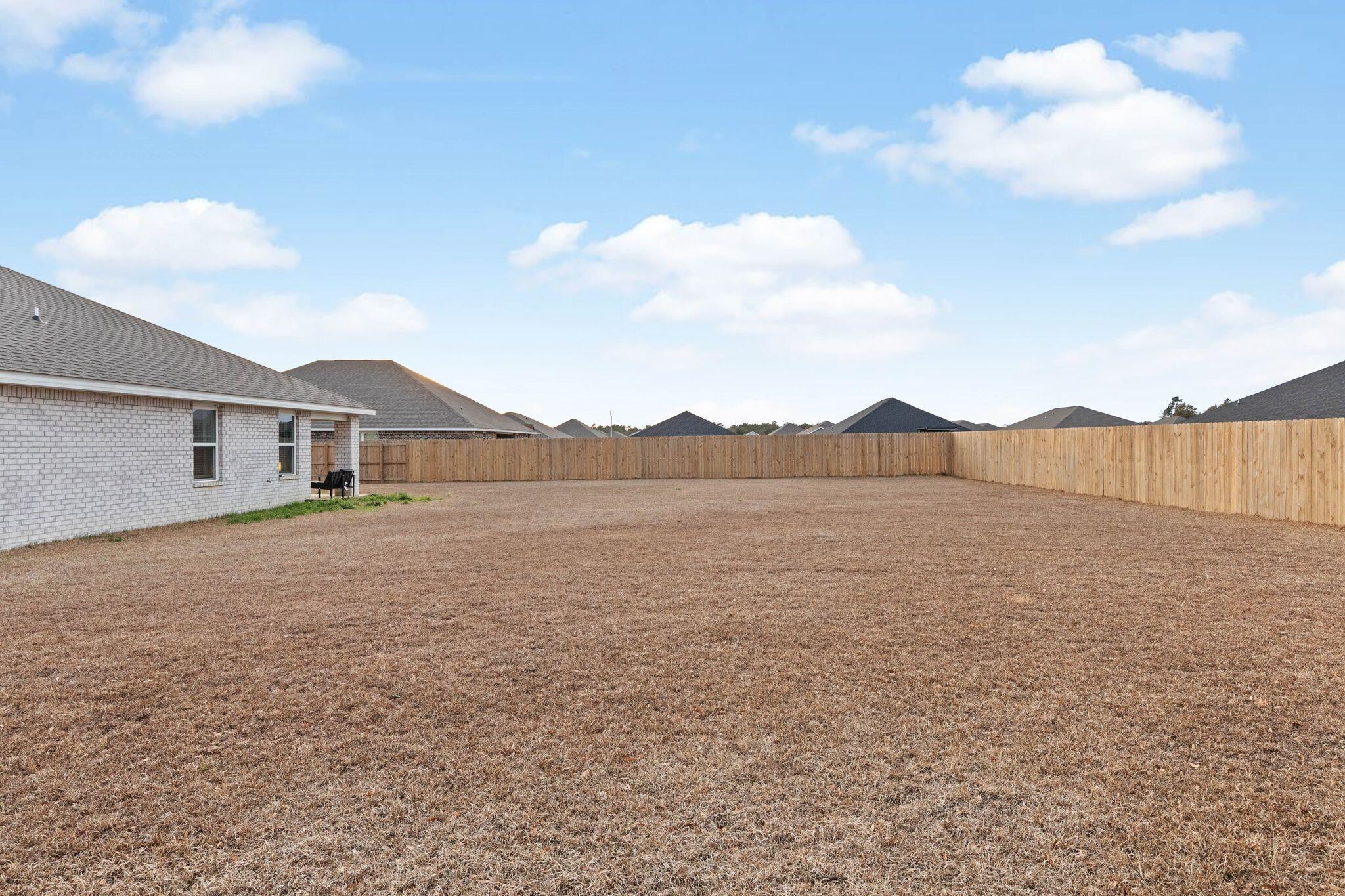 PLANTATION WOODS - Residential Lease