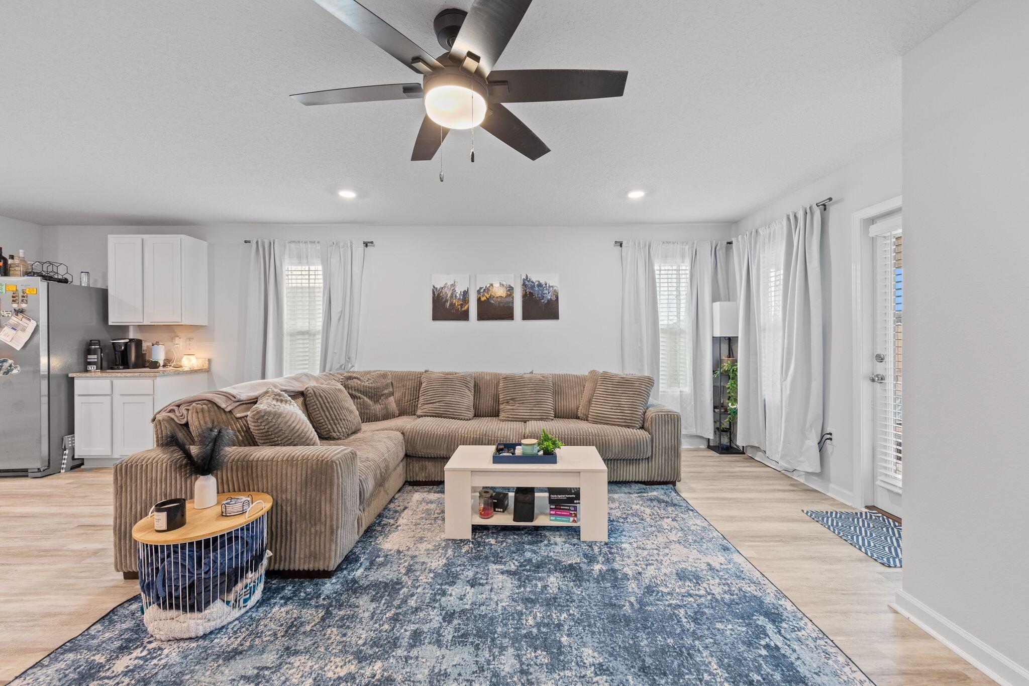 PLANTATION WOODS - Residential Lease