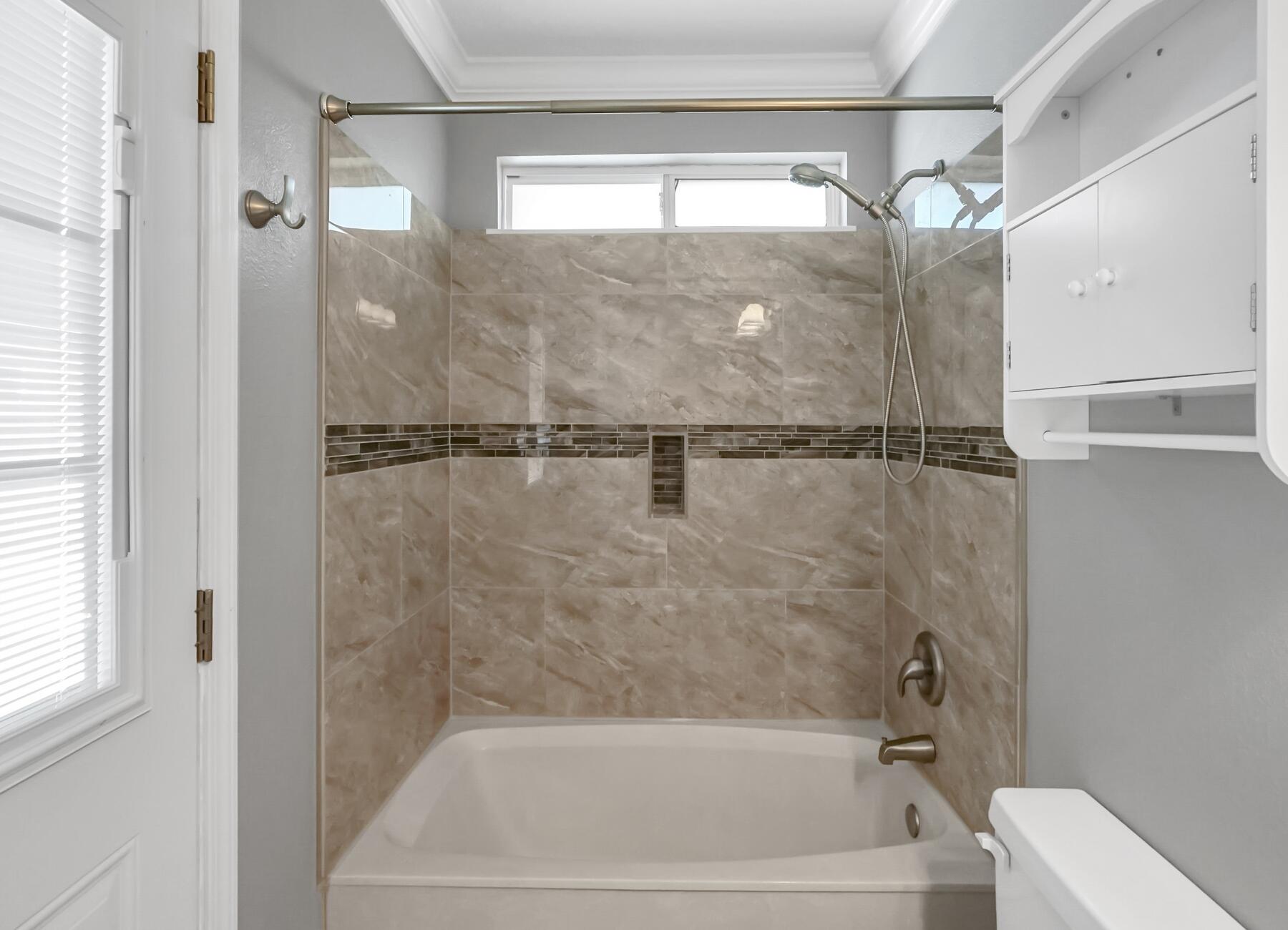 Silver Oaks, Phase II - Residential Lease