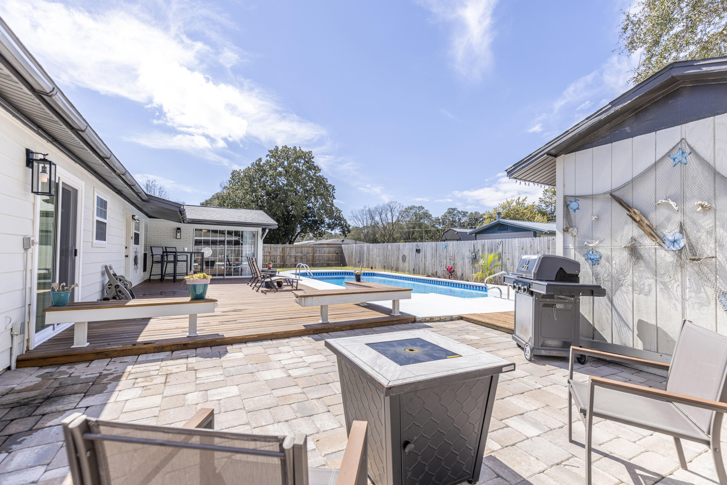 Port Dixie - Residential