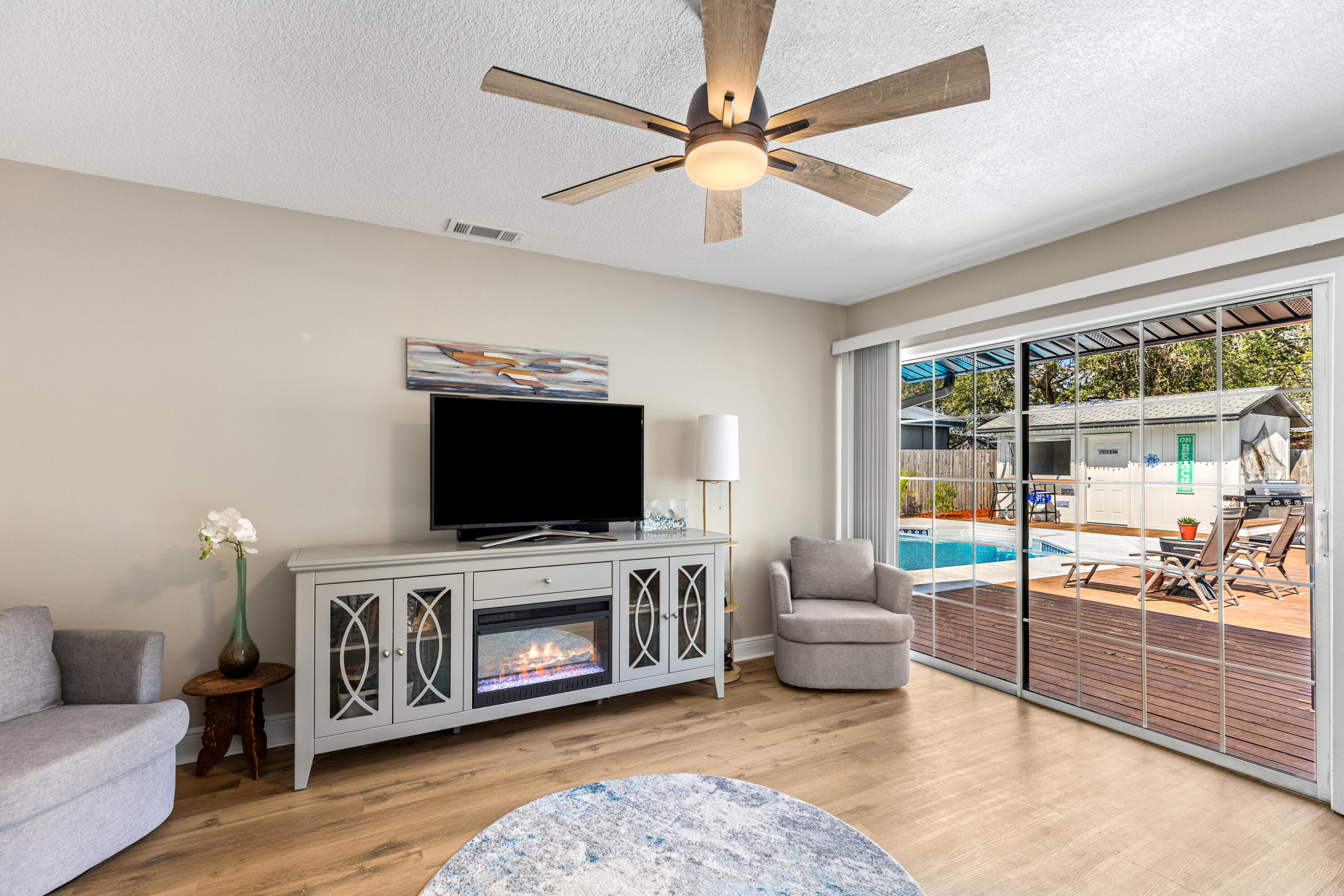 Port Dixie - Residential