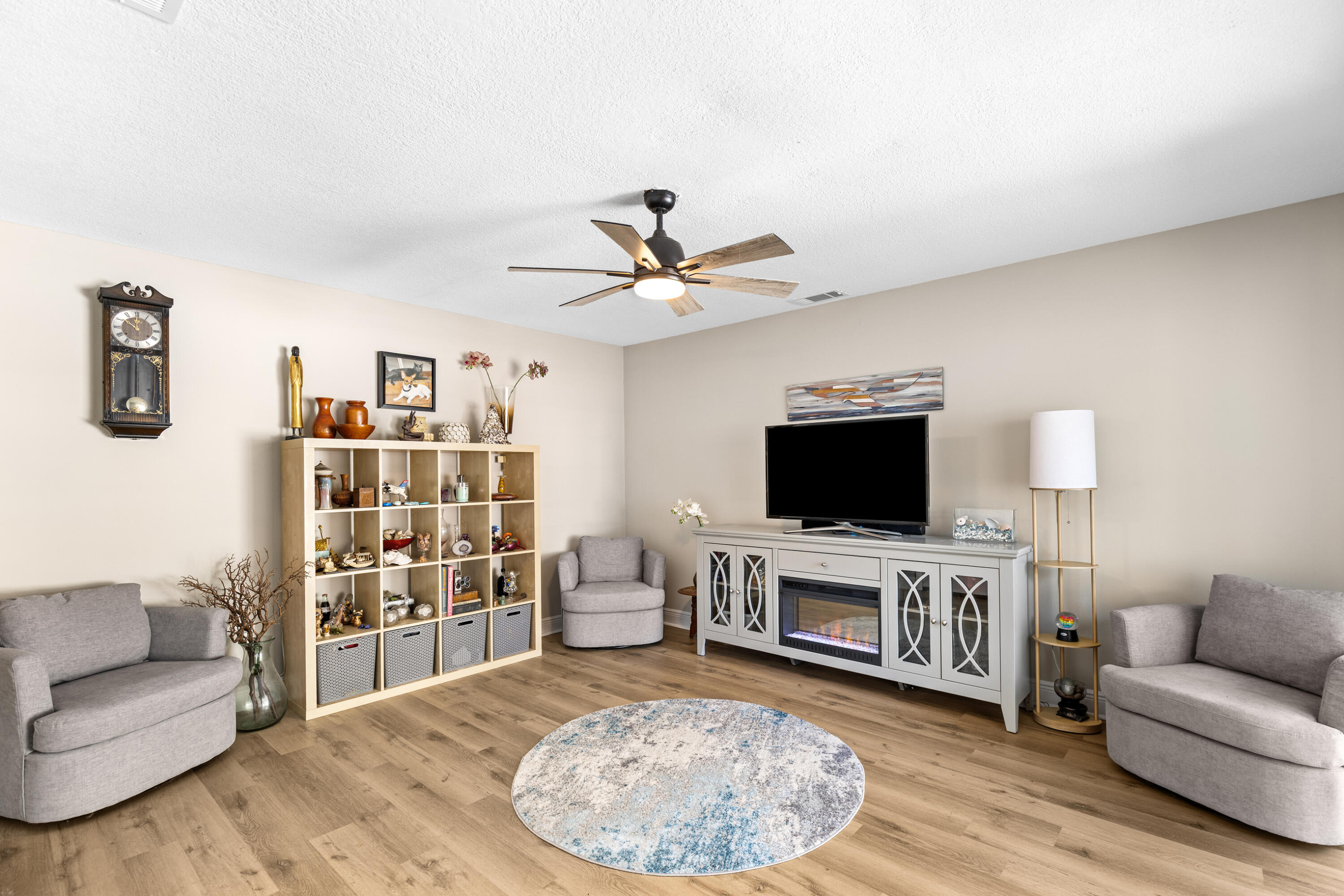 Port Dixie - Residential