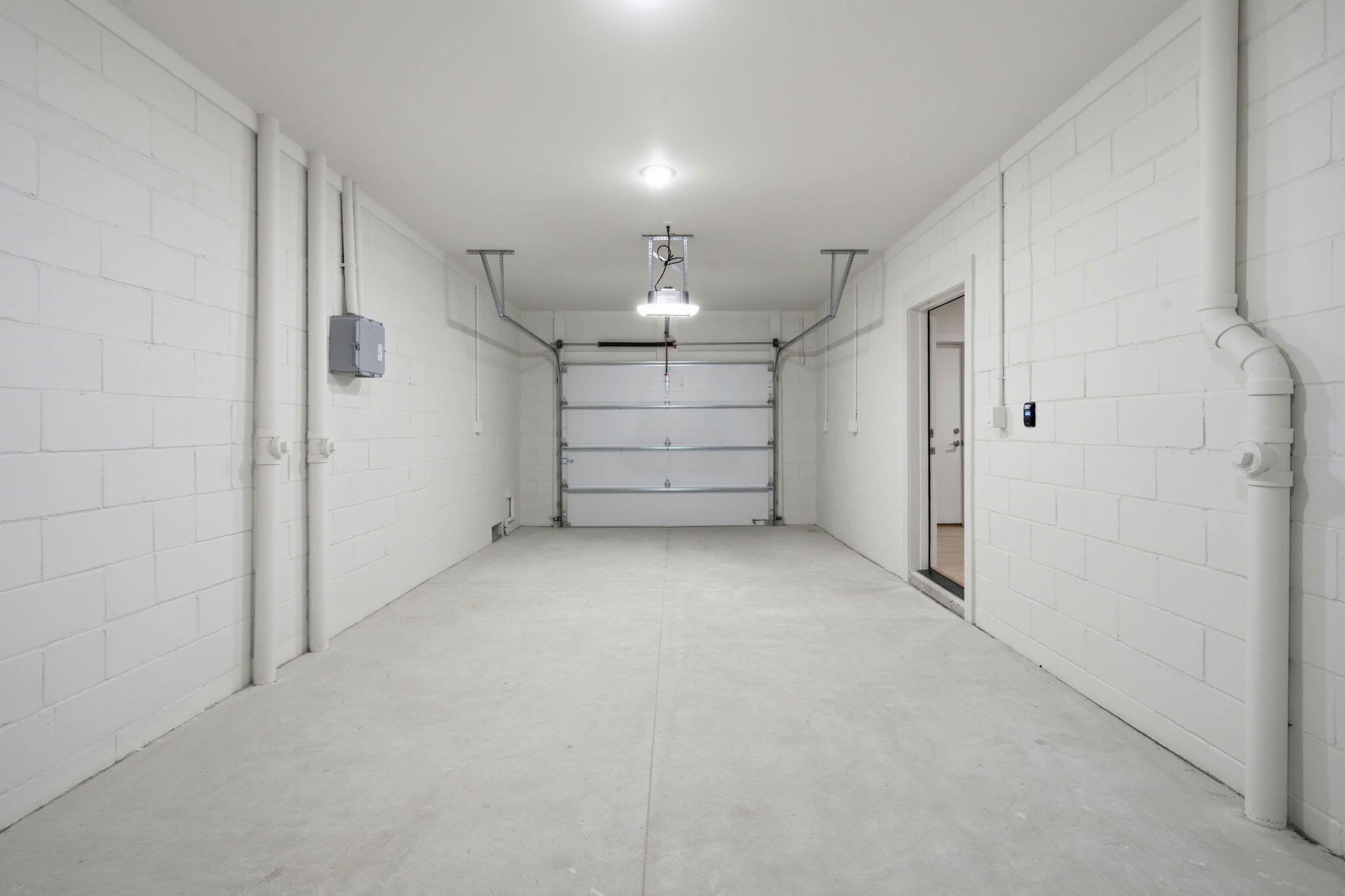 PARASOL WEST - Residential