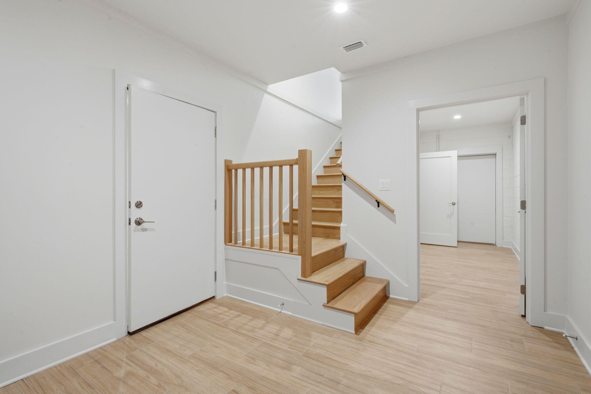 PARASOL WEST - Residential