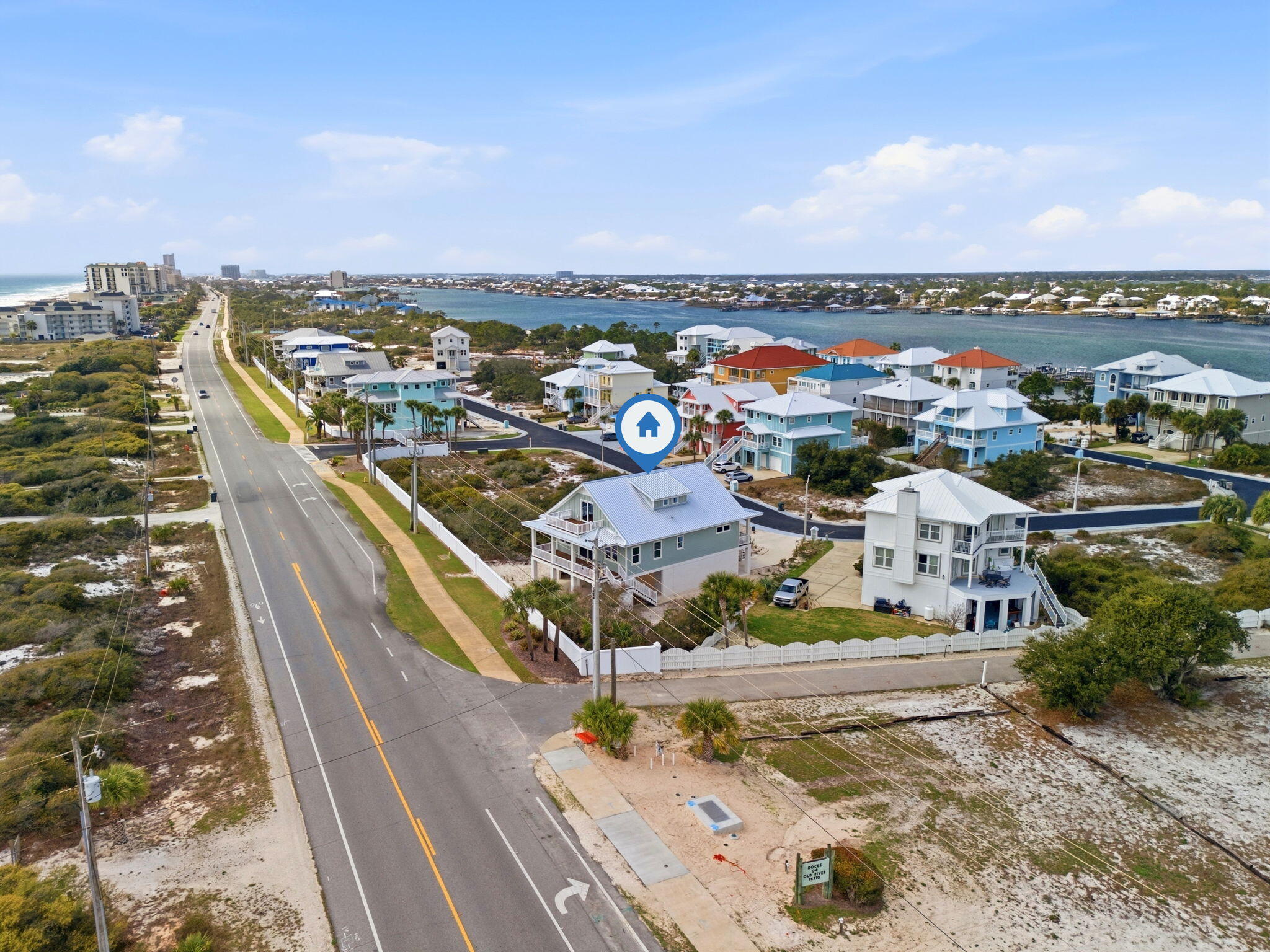 PARASOL WEST - Residential