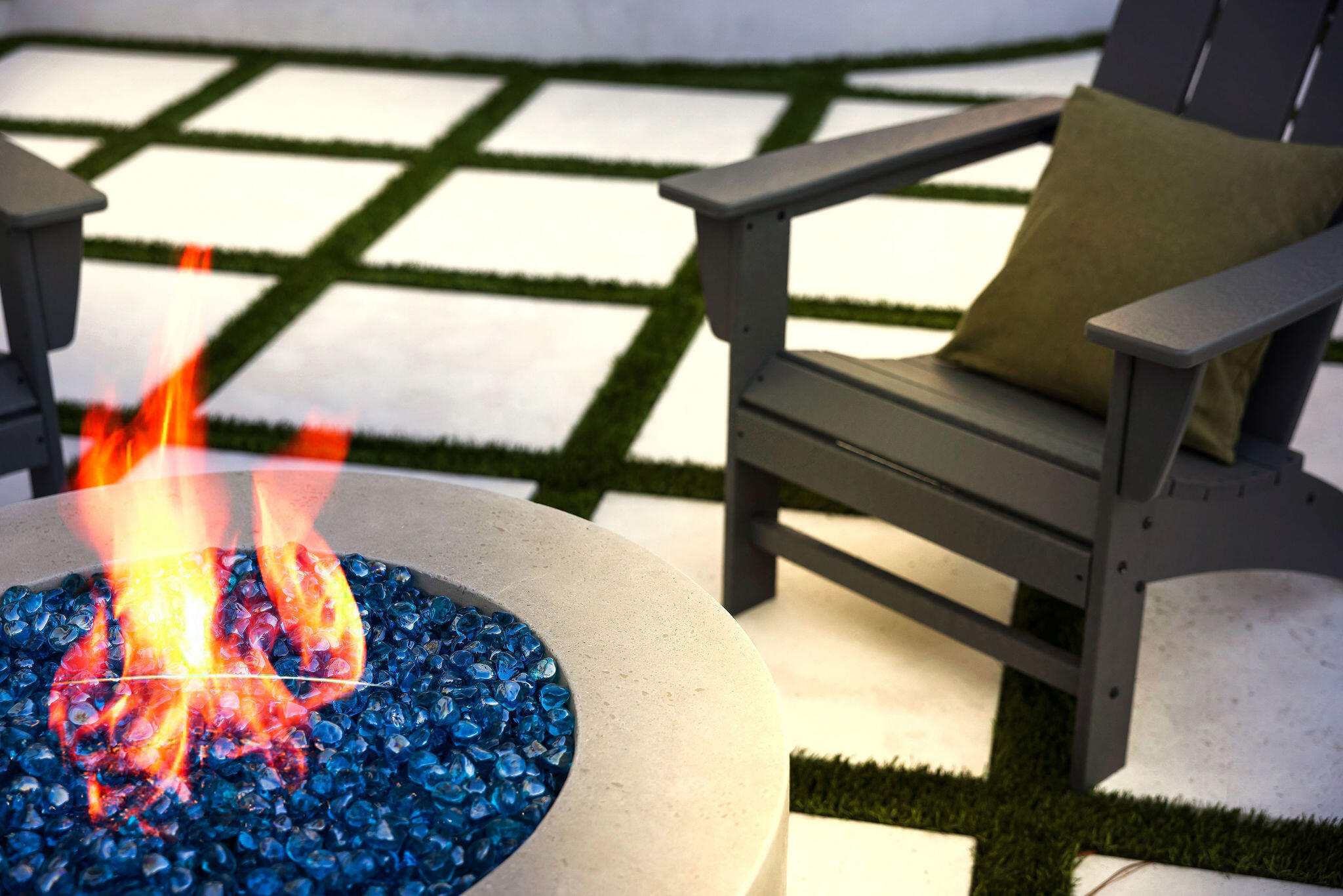 CHURCHILL OAKS - Residential