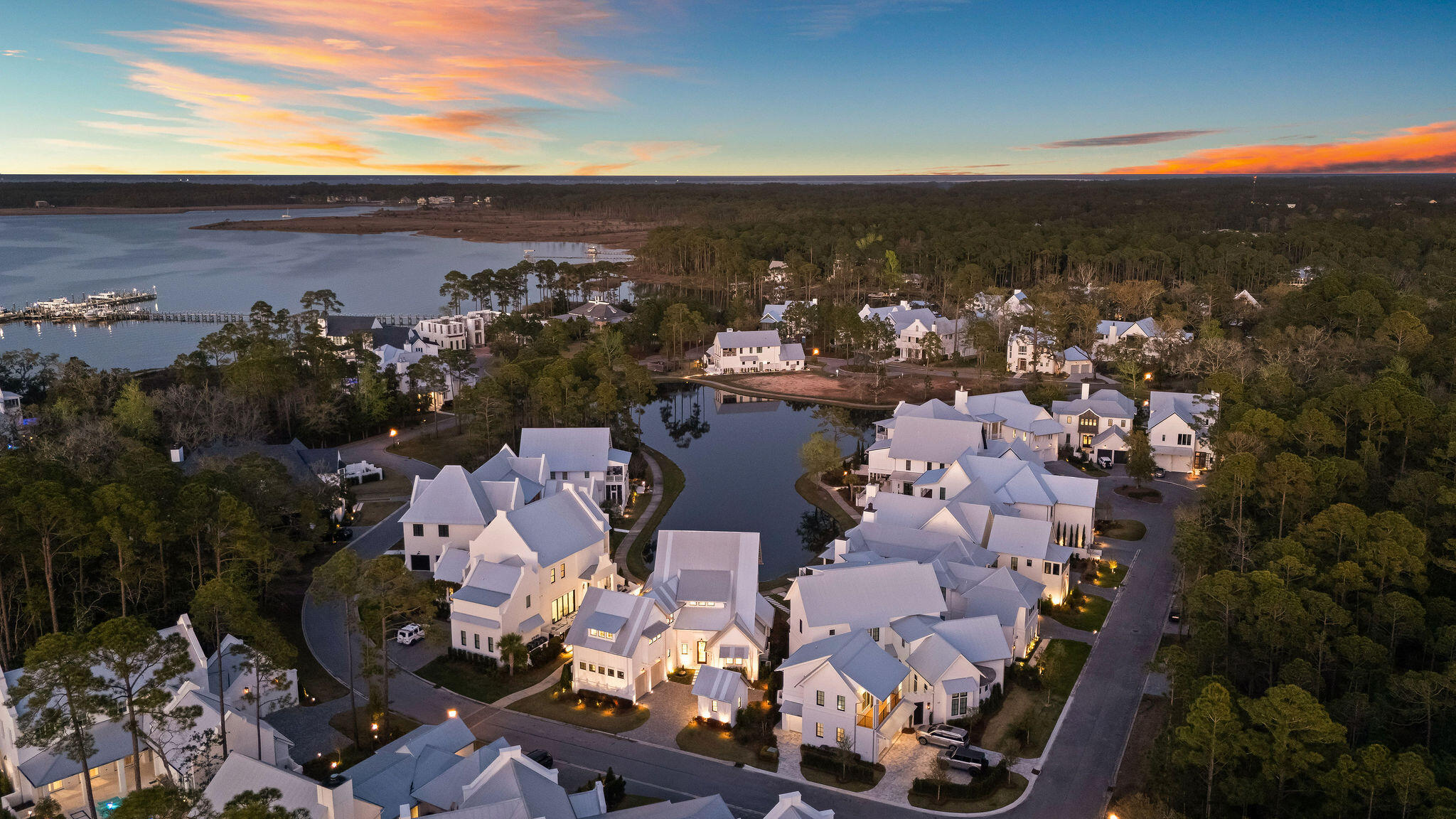 CHURCHILL OAKS - Residential