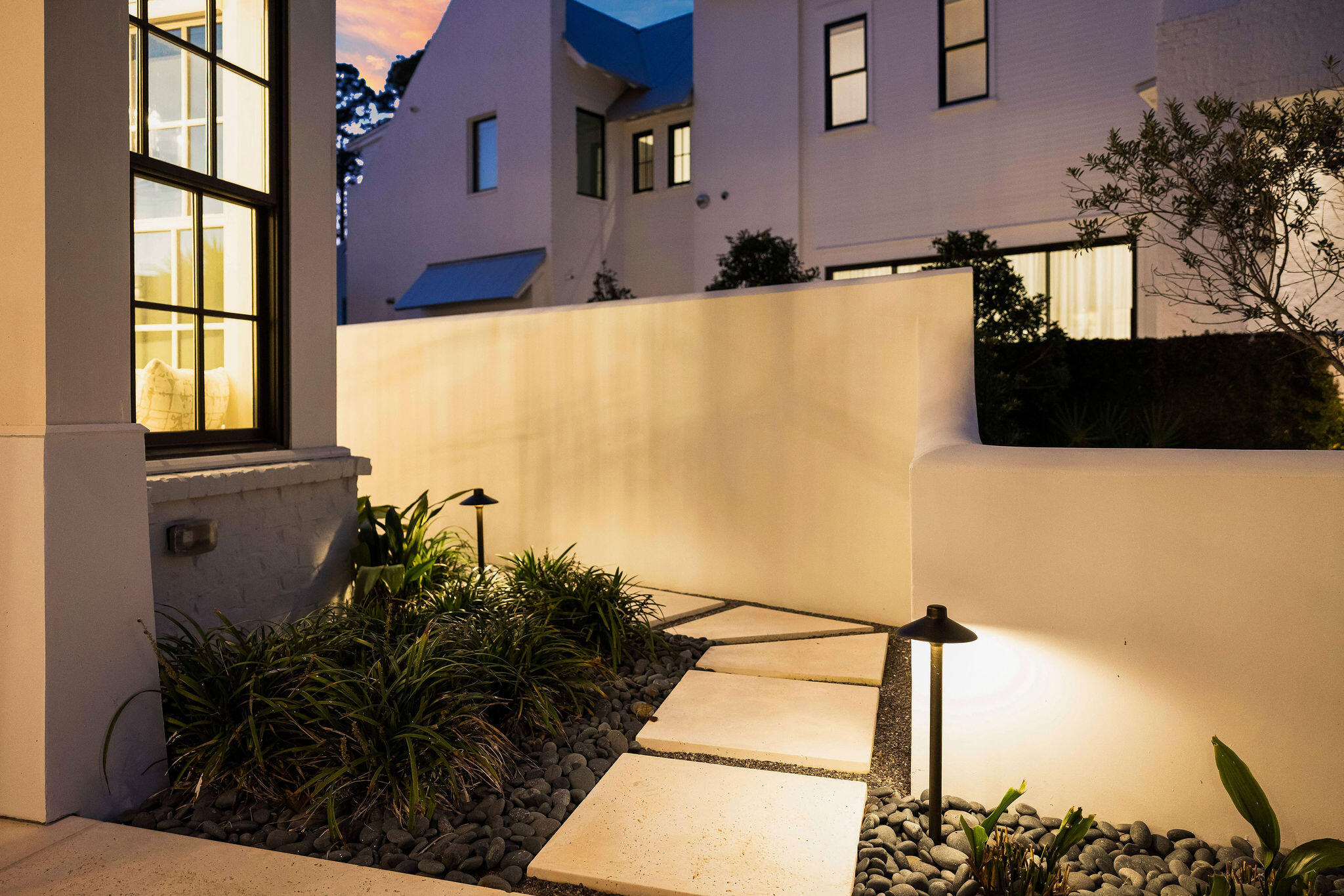 CHURCHILL OAKS - Residential