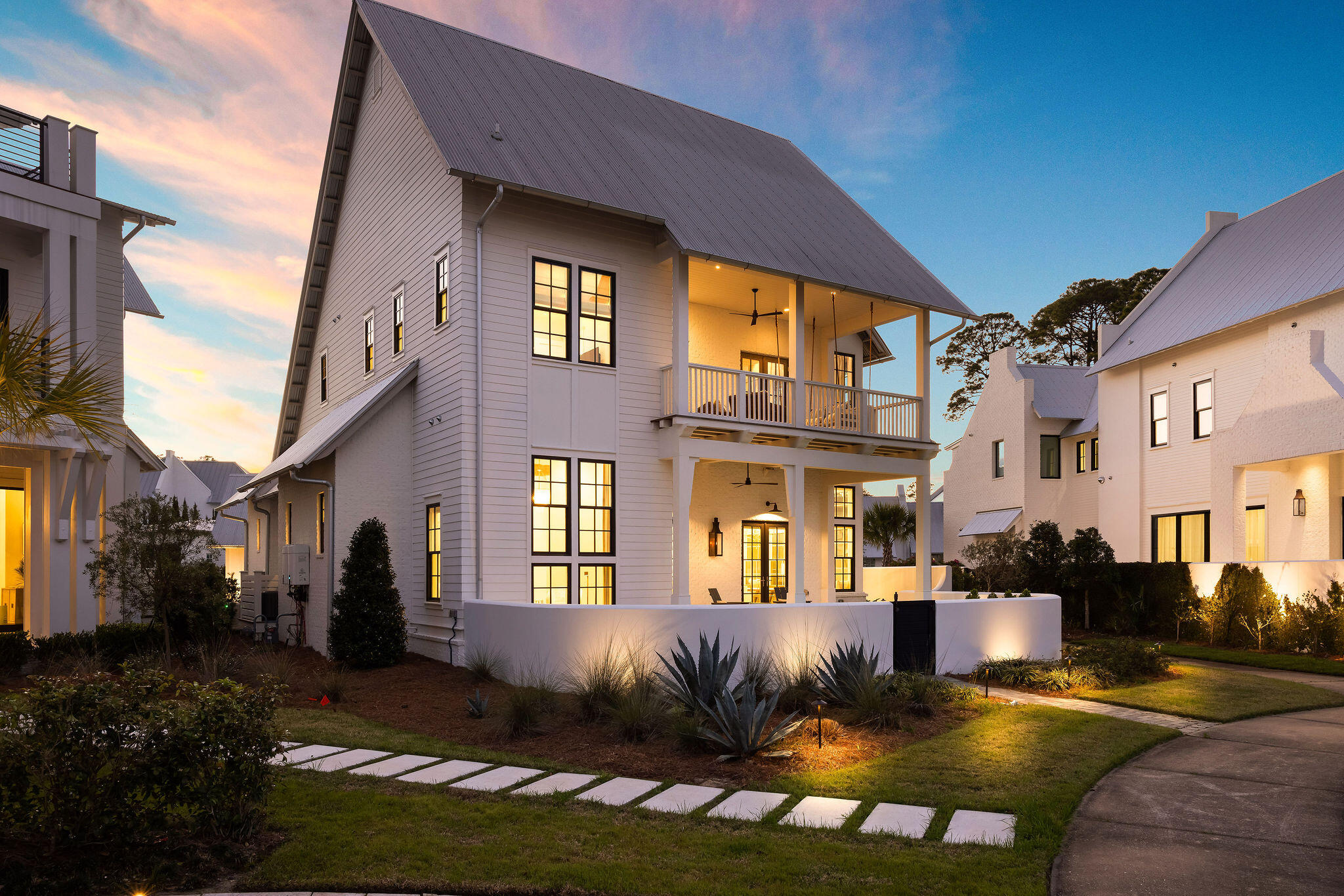 CHURCHILL OAKS - Residential