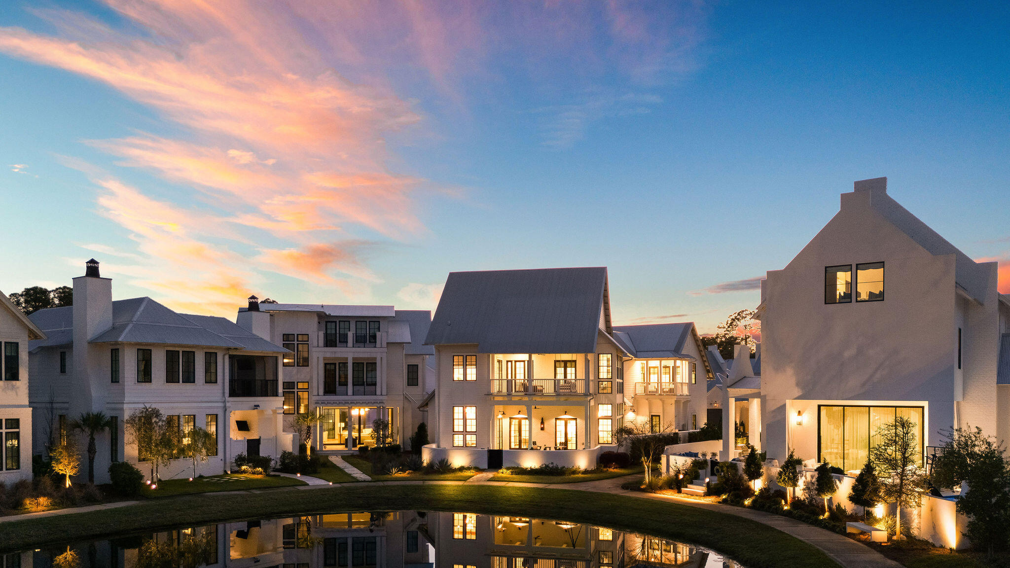 CHURCHILL OAKS - Residential