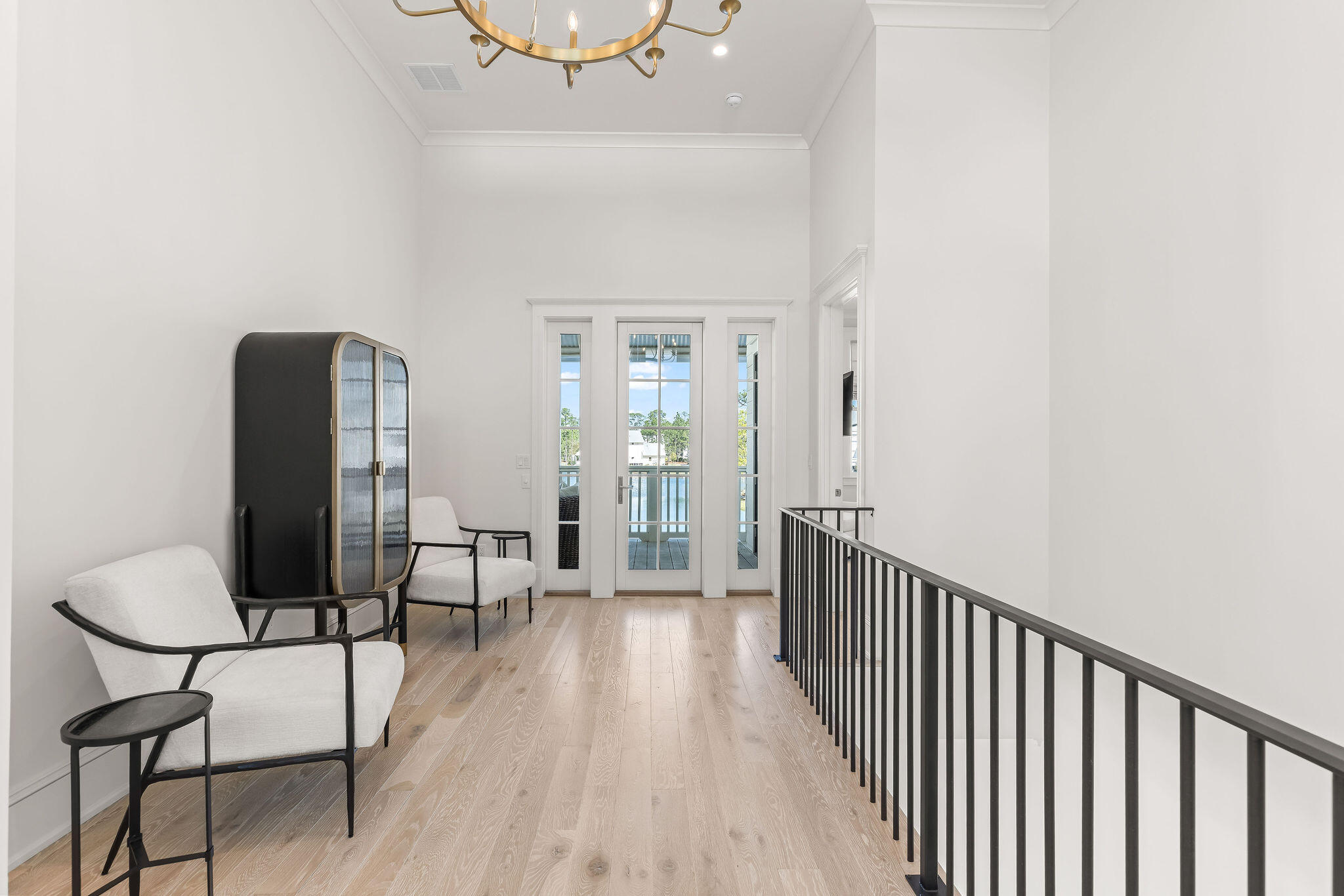 CHURCHILL OAKS - Residential