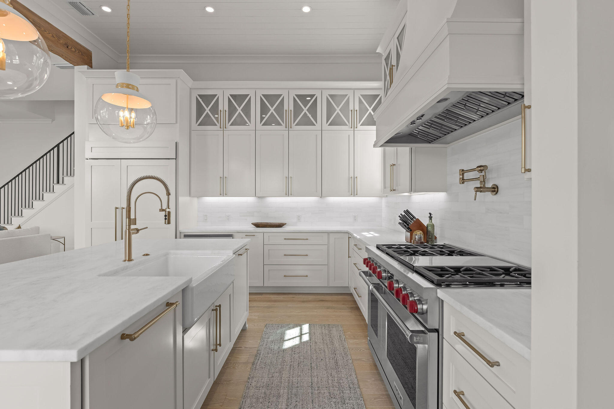 CHURCHILL OAKS - Residential