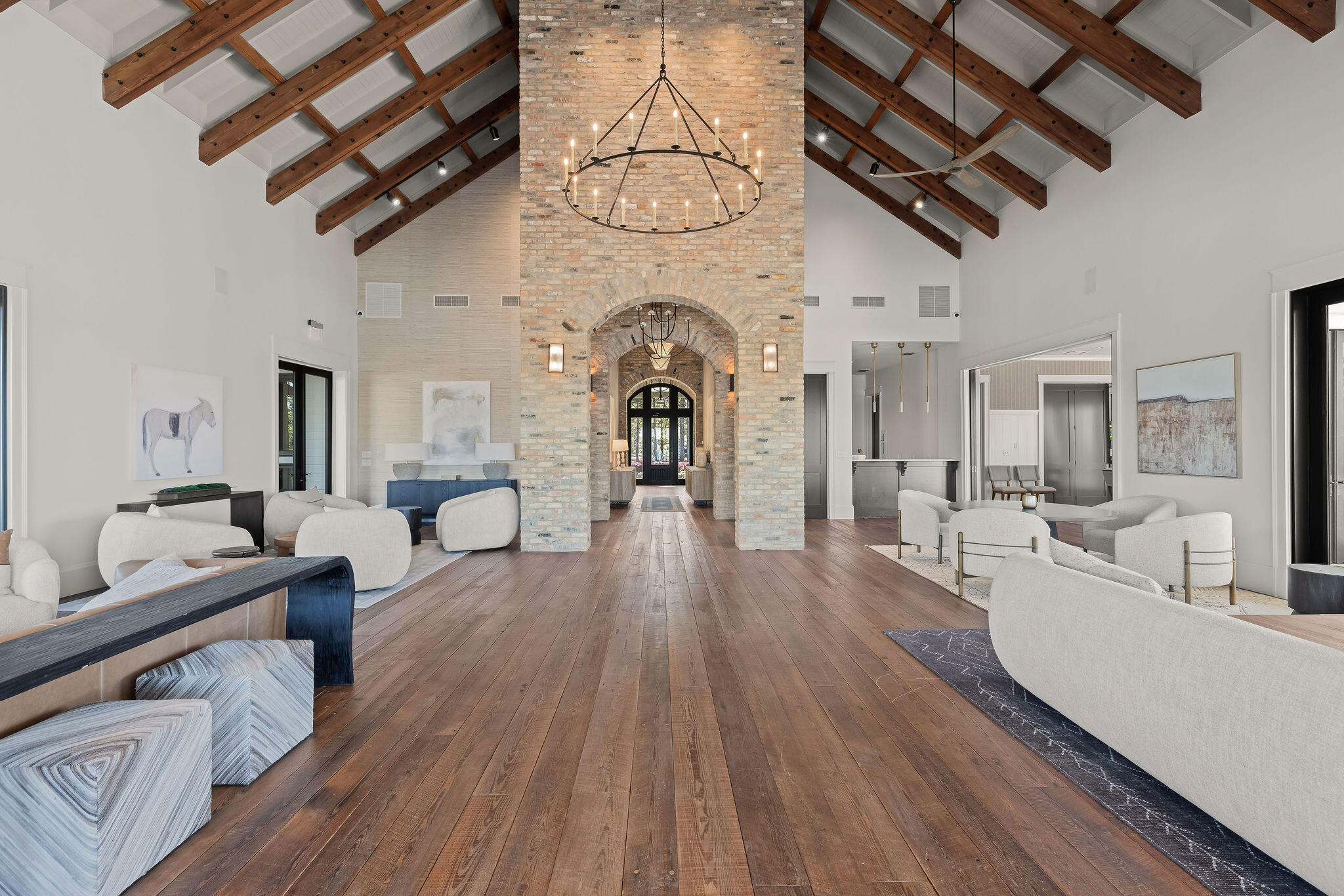 CHURCHILL OAKS - Residential