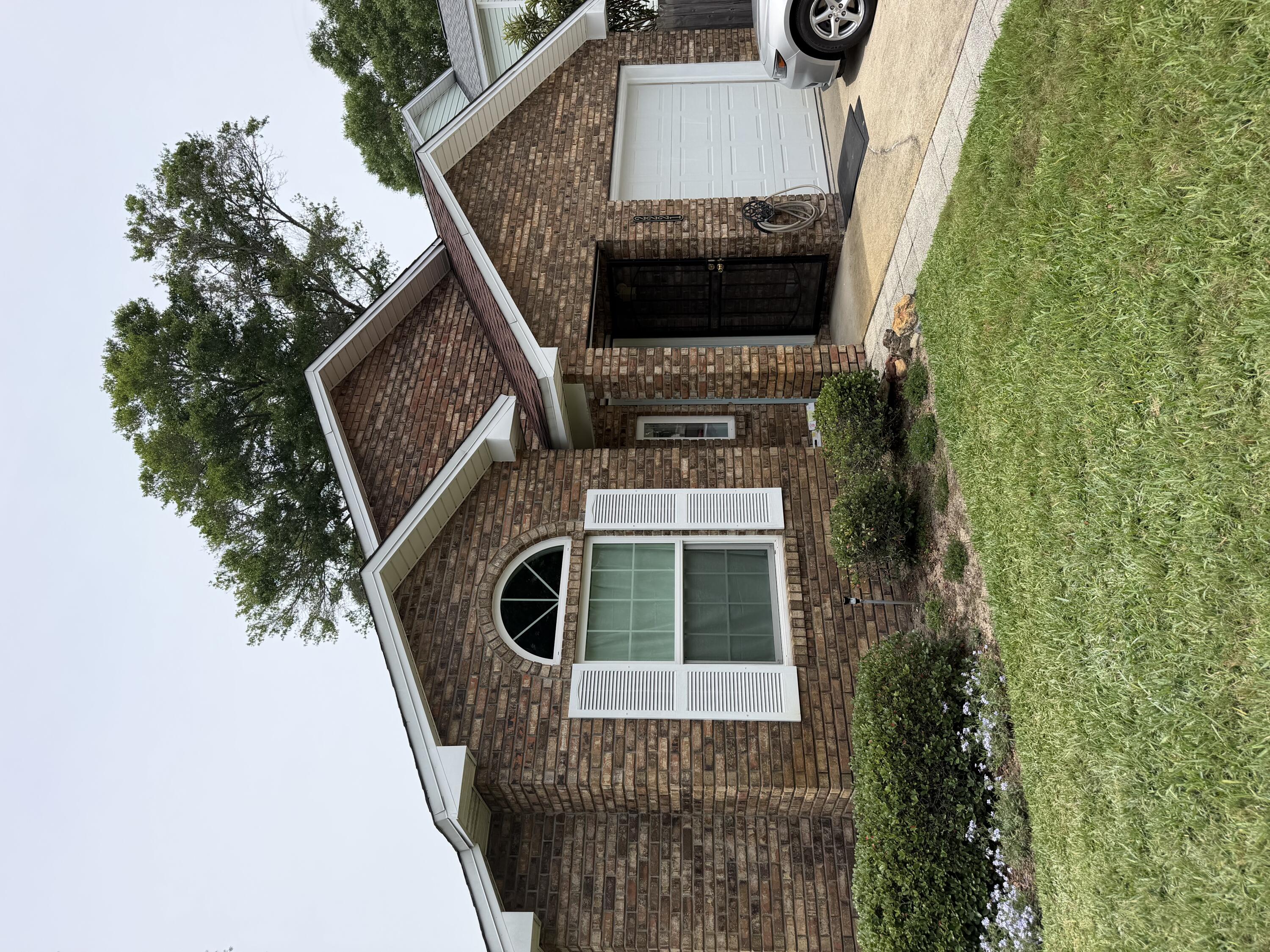 MONAHAN MANOR - Residential