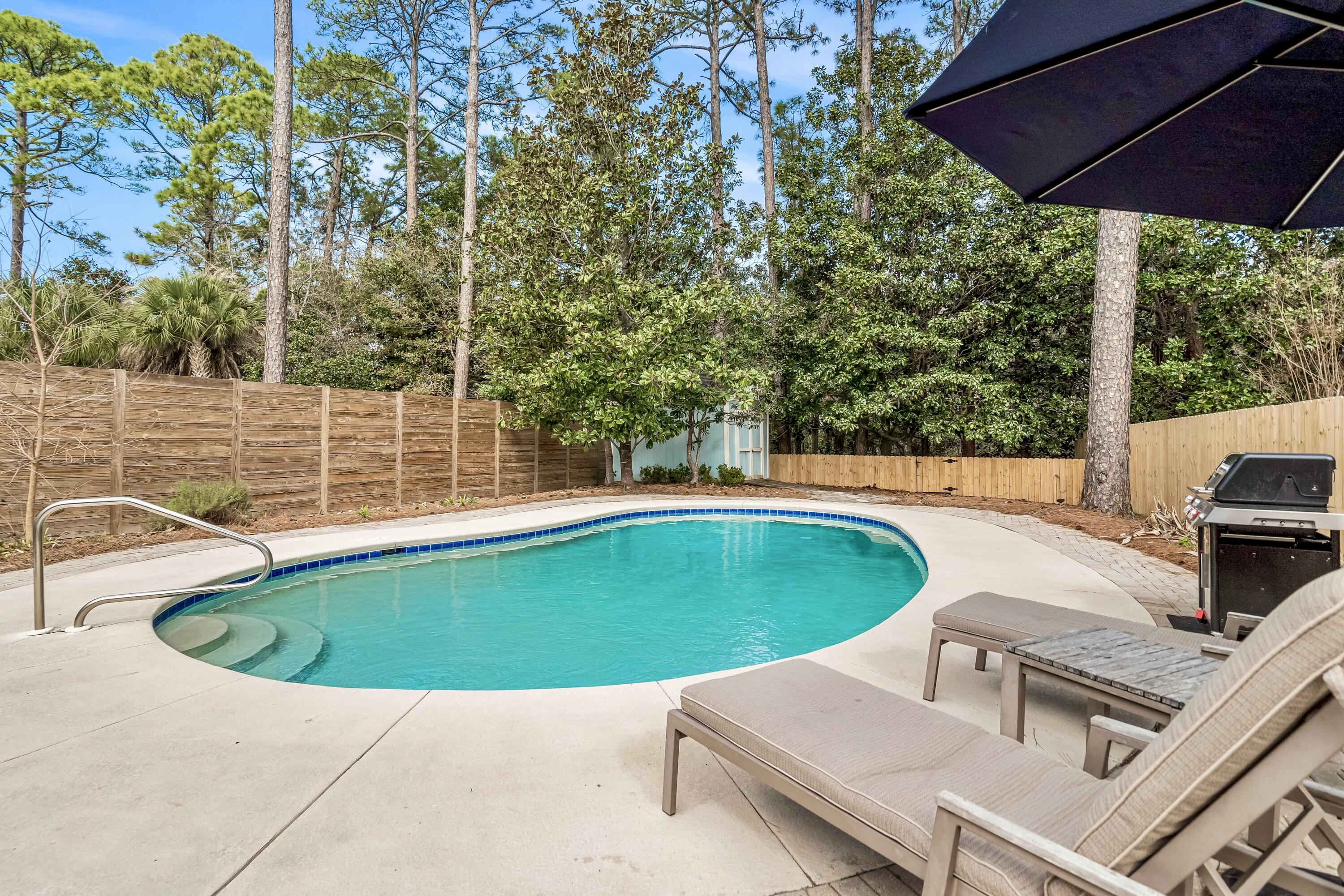 SEAGROVE SHORES 4TH ADD - Residential