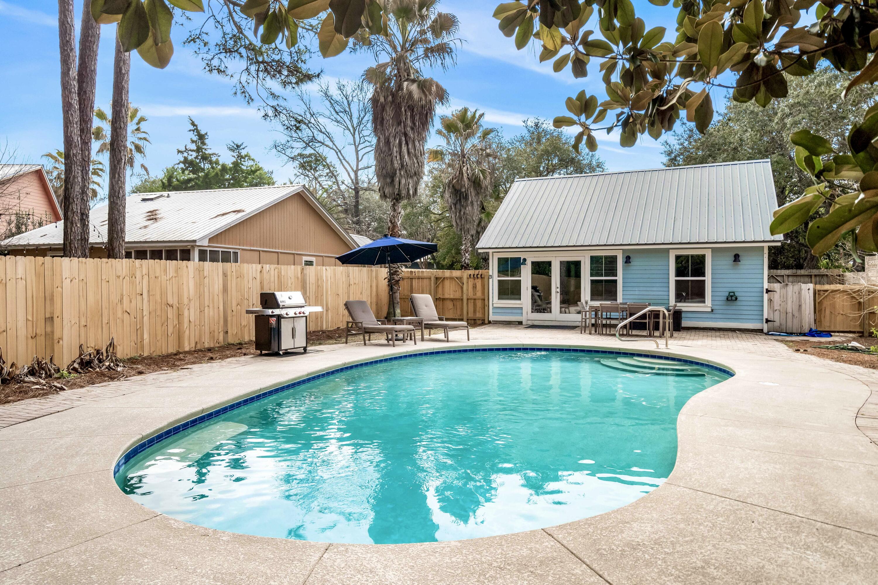 SEAGROVE SHORES 4TH ADD - Residential