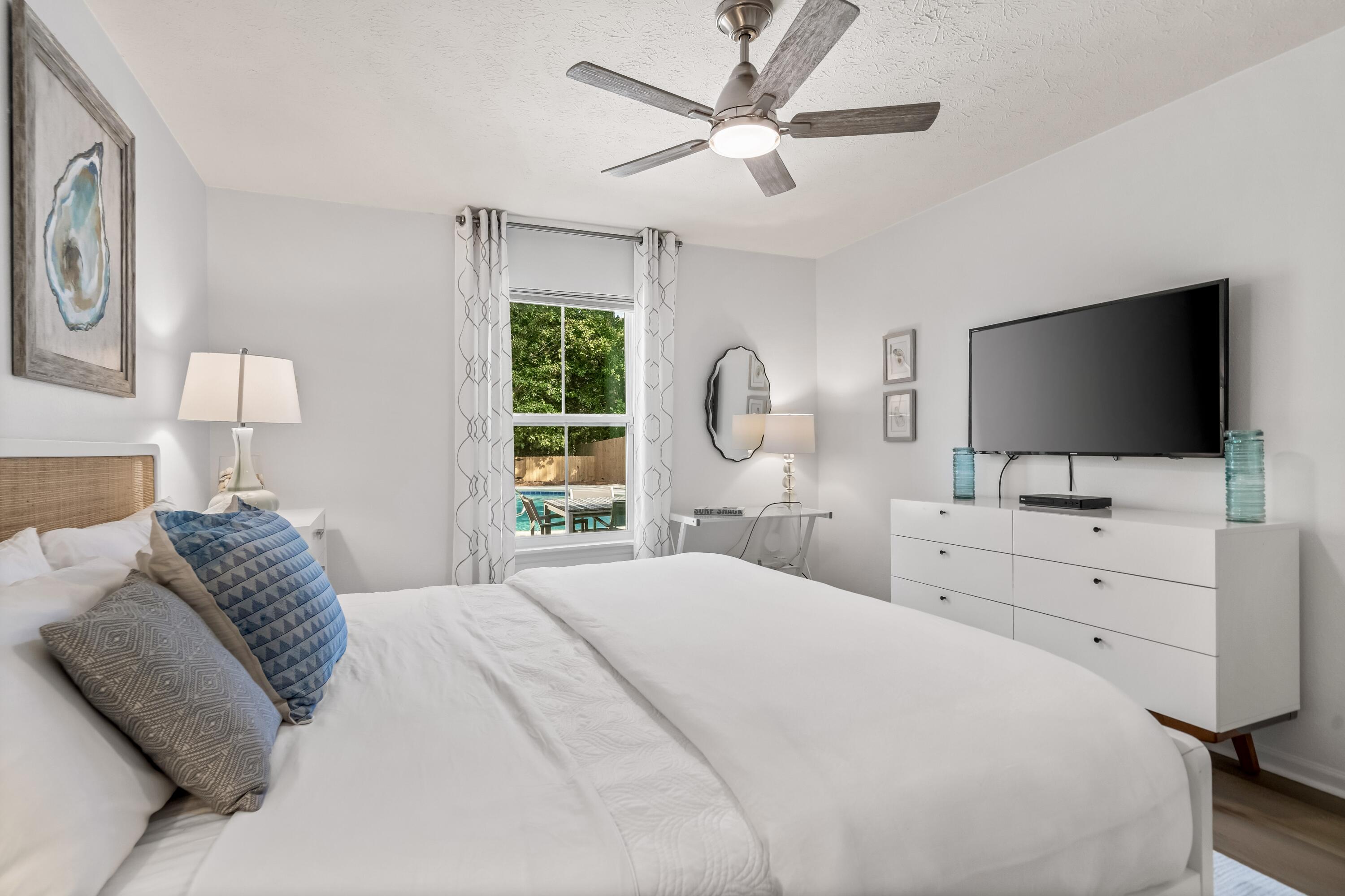 SEAGROVE SHORES 4TH ADD - Residential