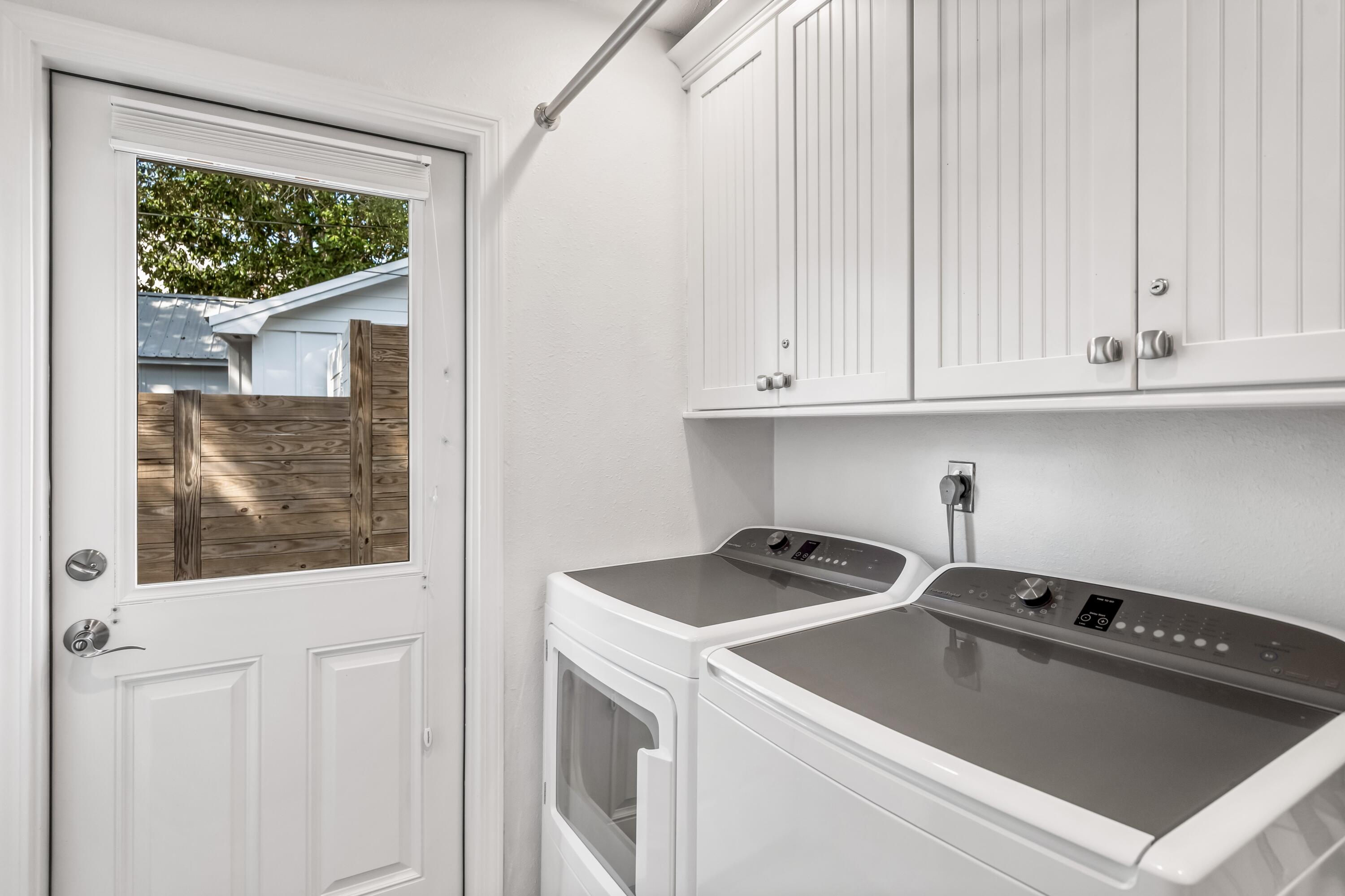 SEAGROVE SHORES 4TH ADD - Residential