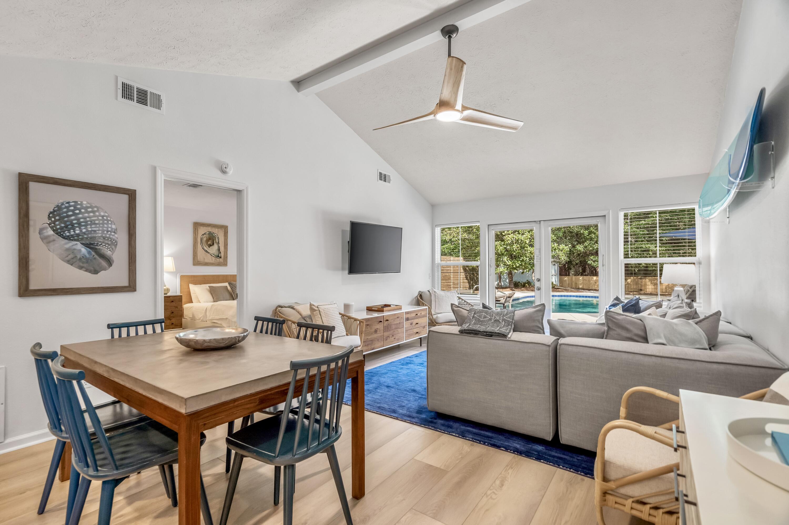 SEAGROVE SHORES 4TH ADD - Residential