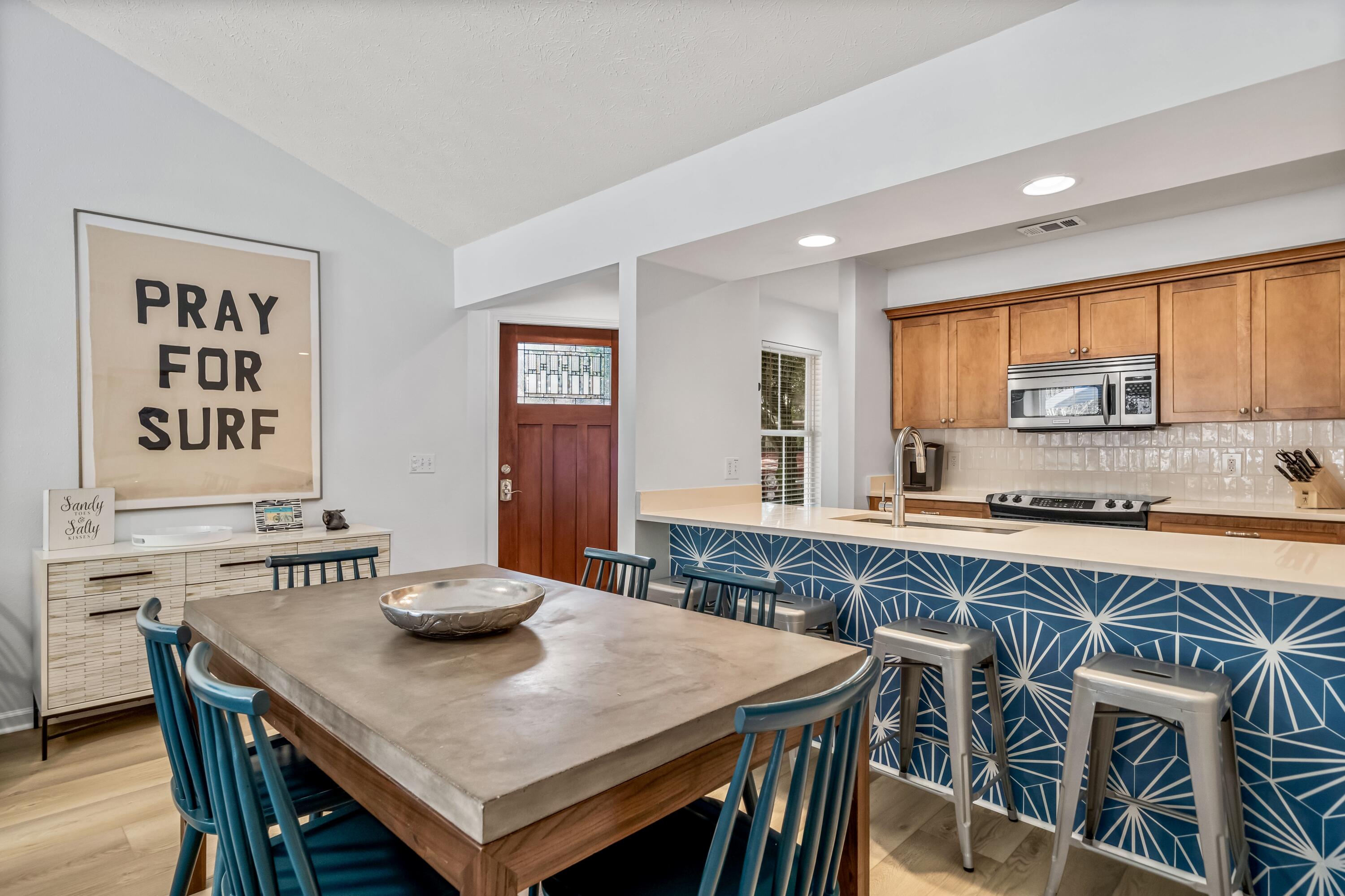 SEAGROVE SHORES 4TH ADD - Residential