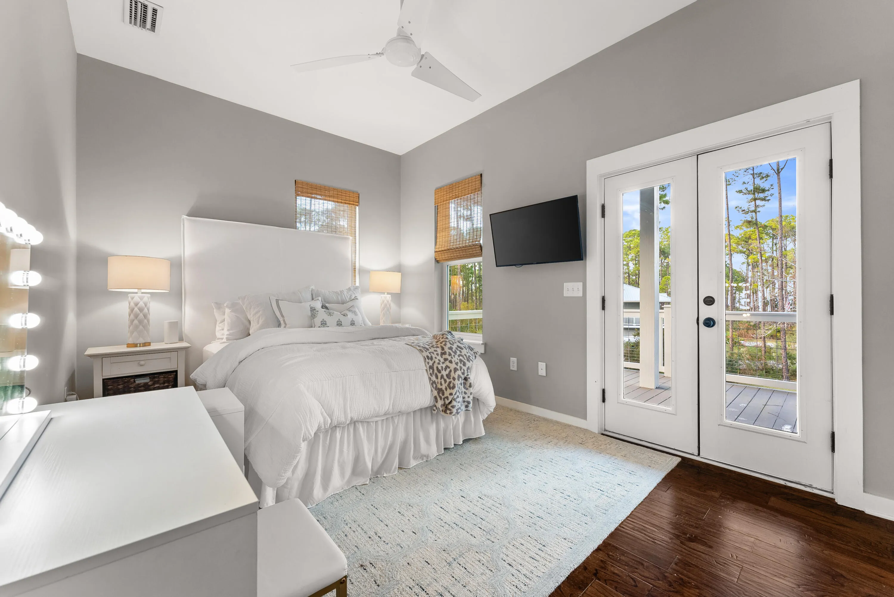 Tucked away on a quiet cul-de-sac, this beautiful coastal home offers – image 23