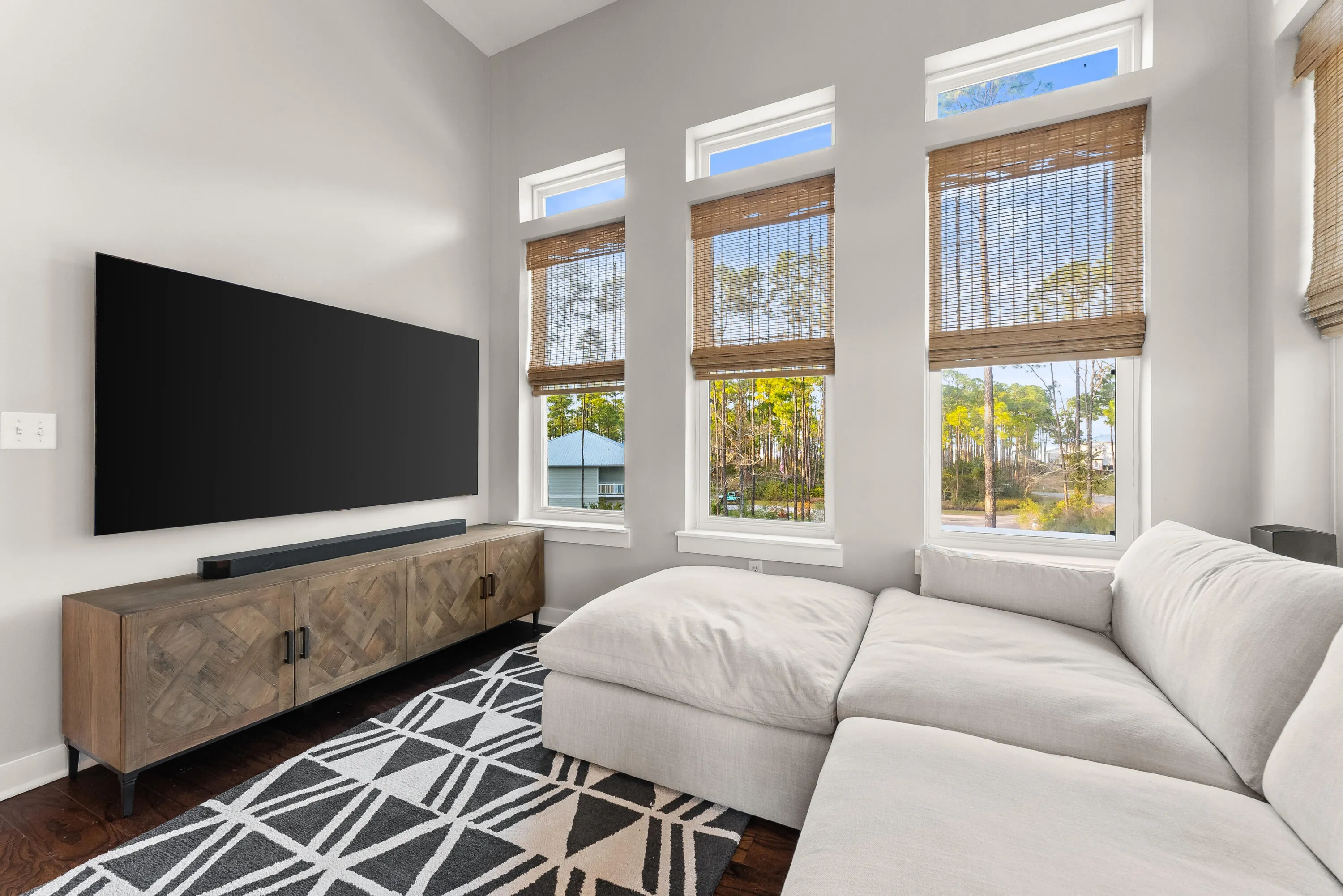 Tucked away on a quiet cul-de-sac, this beautiful coastal home offers – image 30