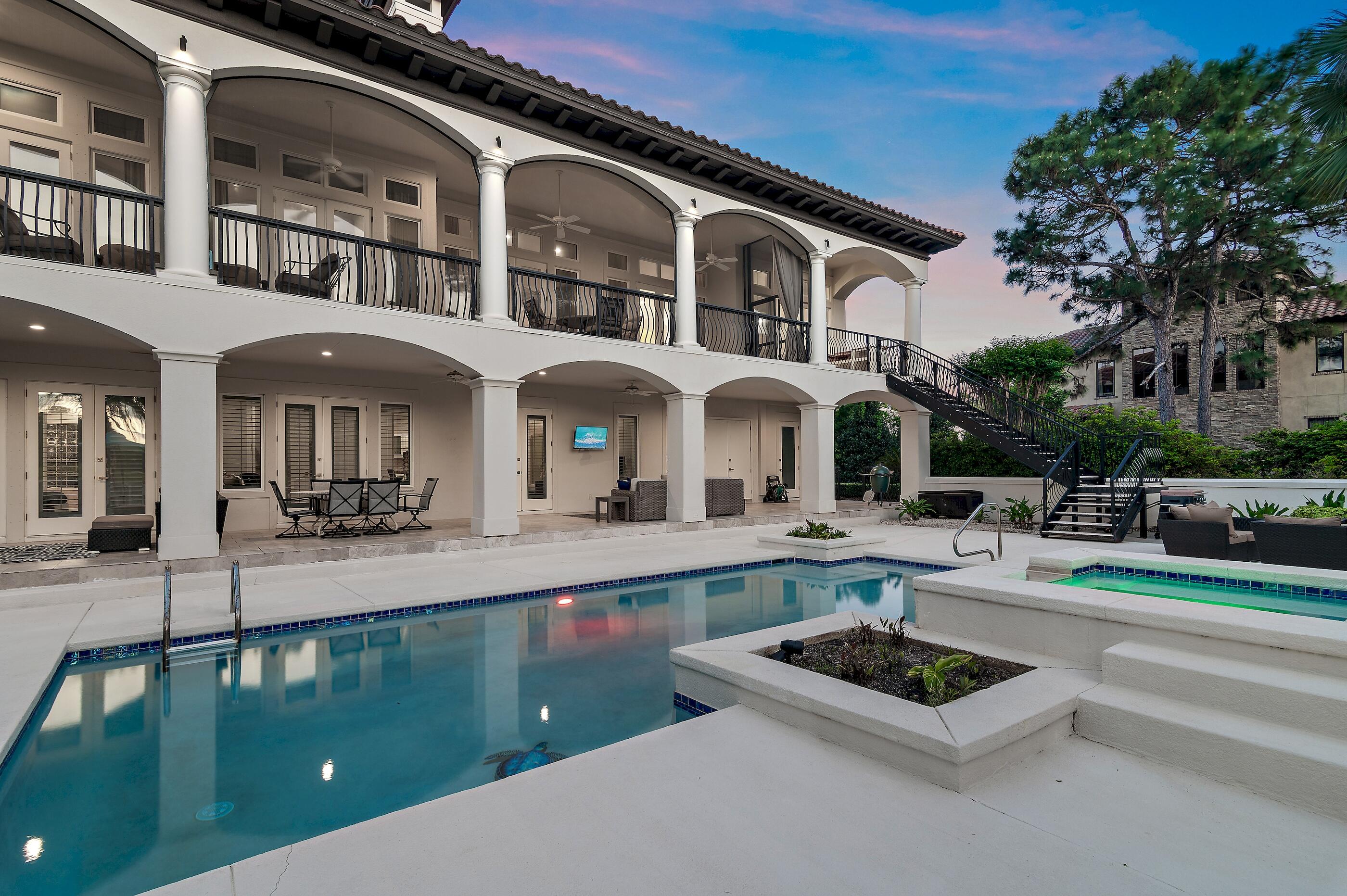 BURNT PINE - Residential