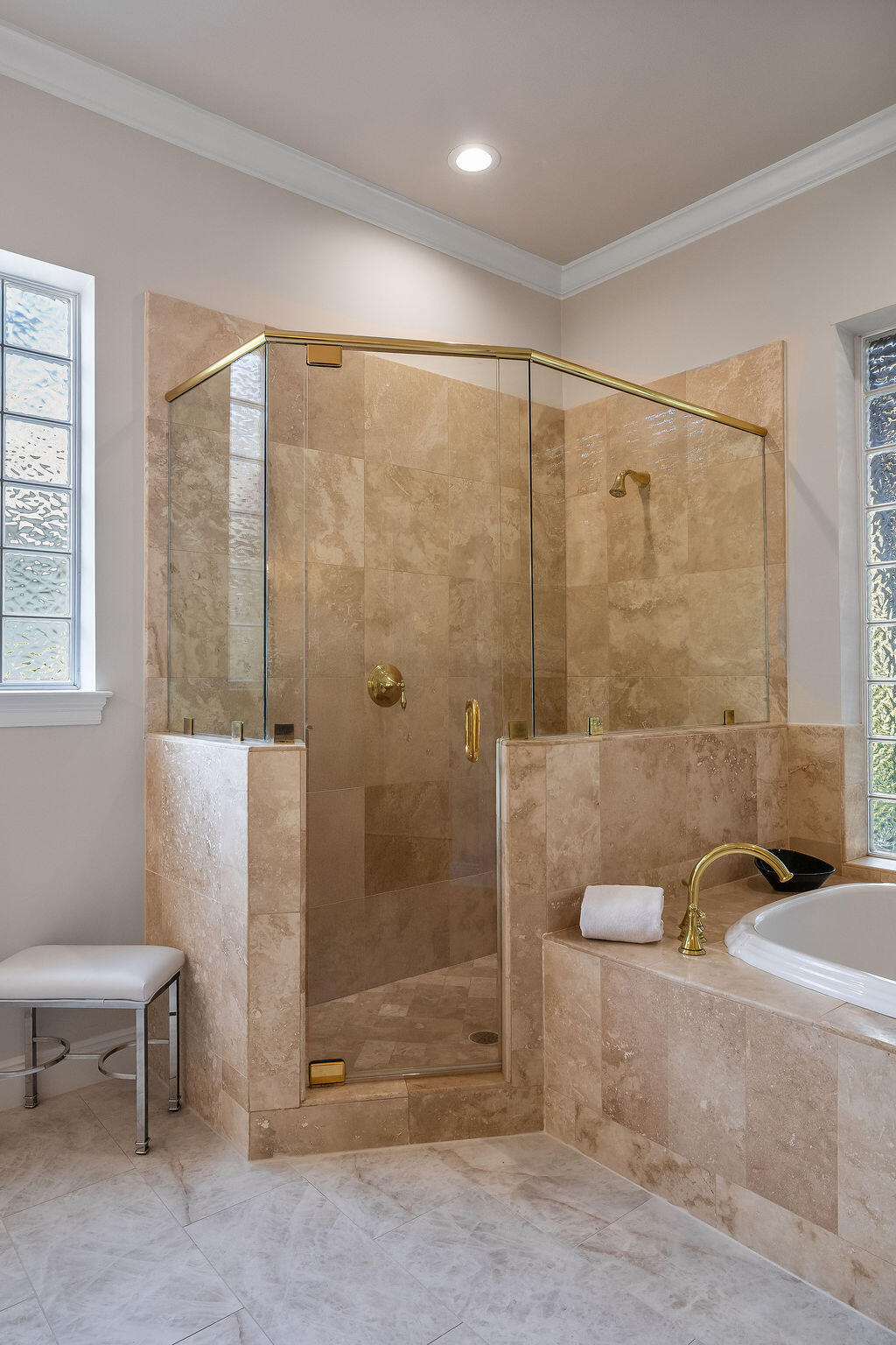 BURNT PINE - Residential