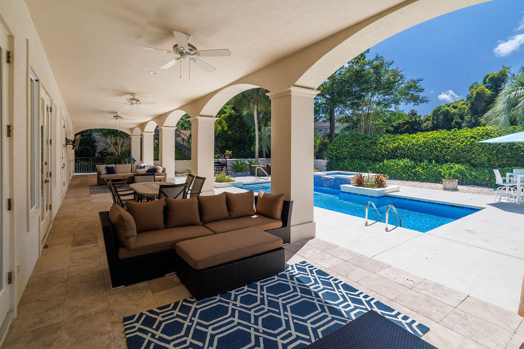 BURNT PINE - Residential