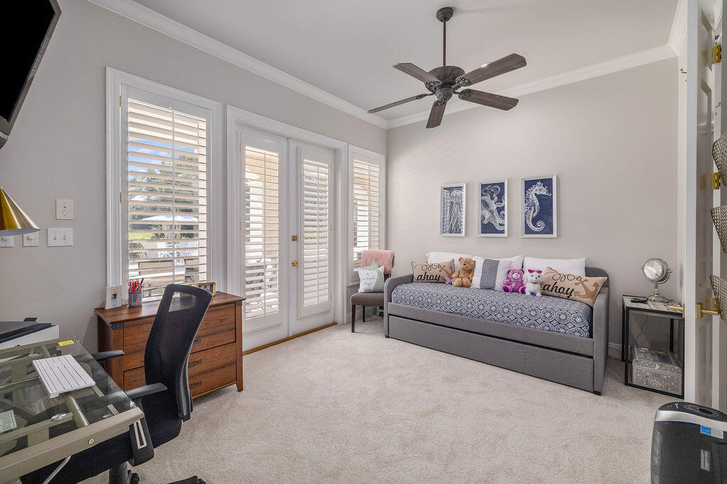 BURNT PINE - Residential