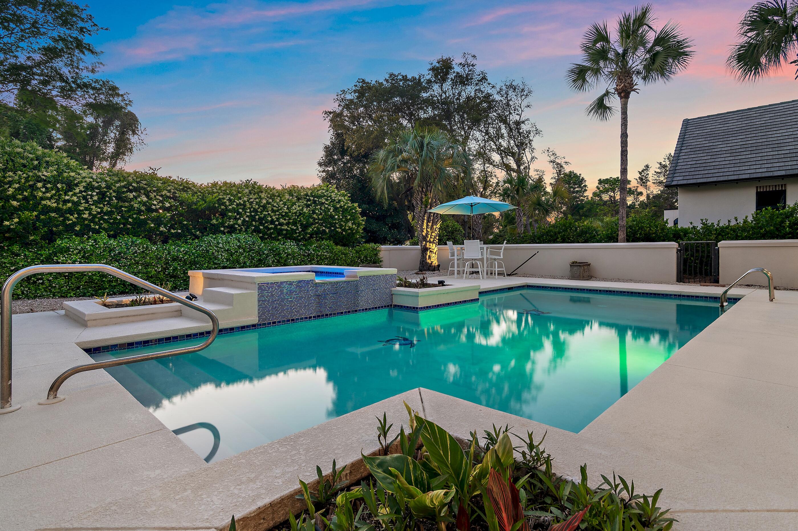 BURNT PINE - Residential