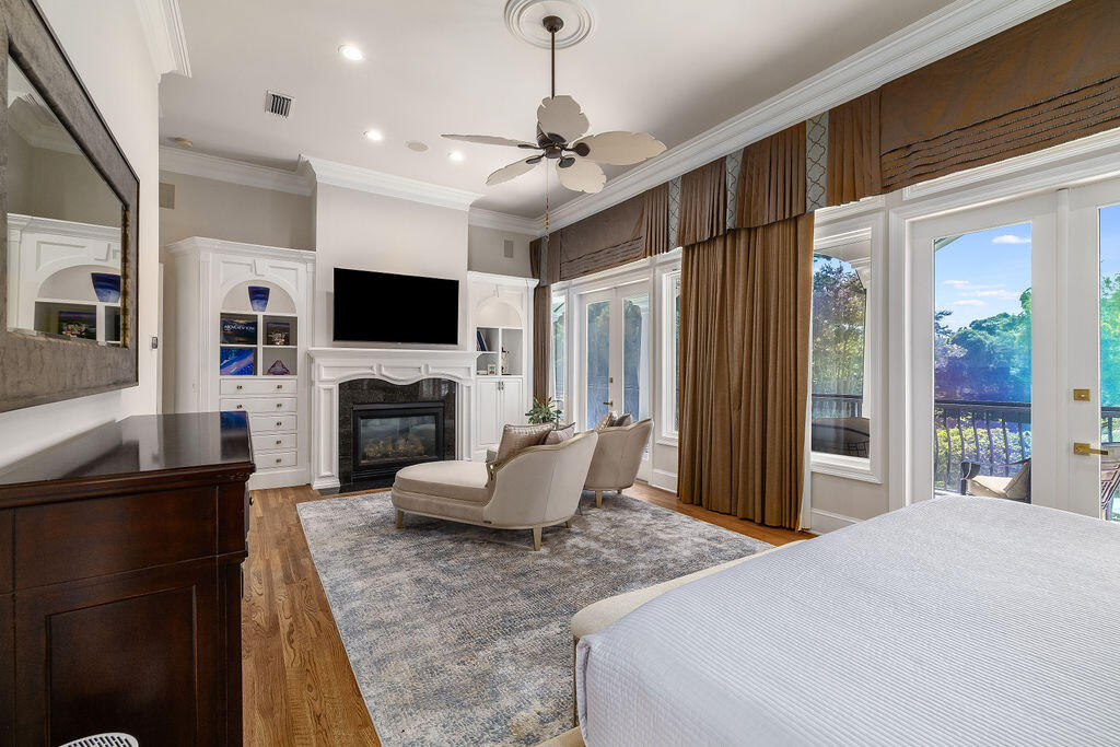 BURNT PINE - Residential