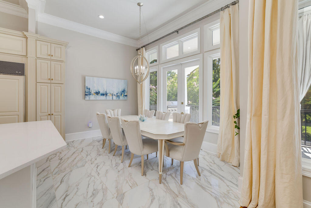 BURNT PINE - Residential