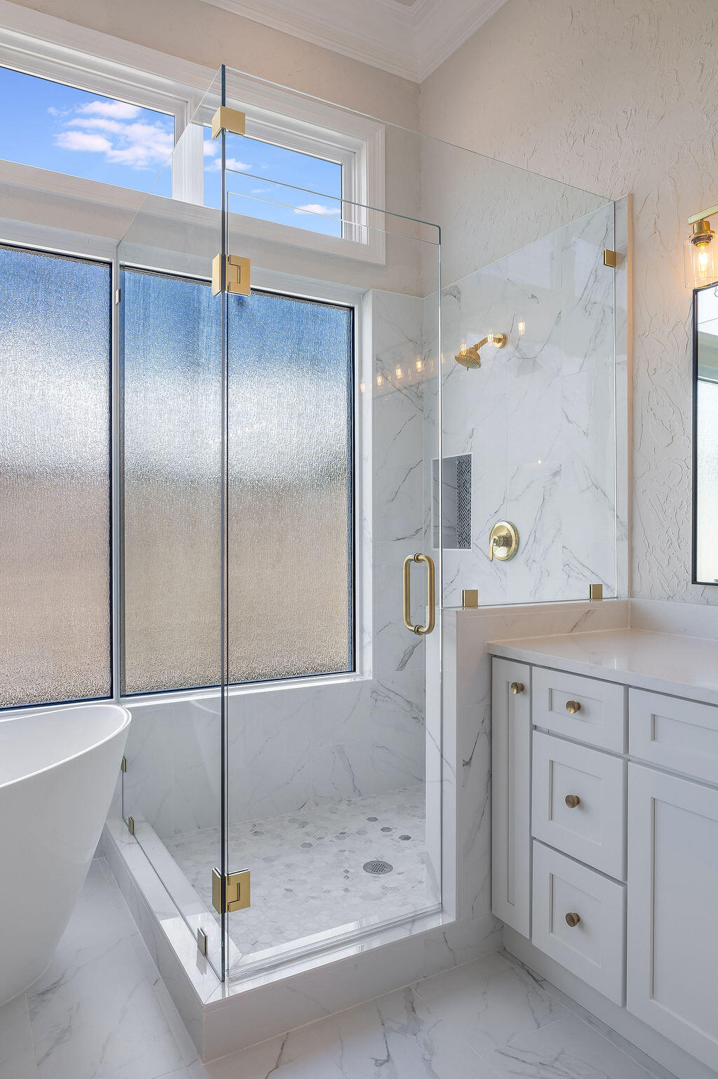 BURNT PINE - Residential