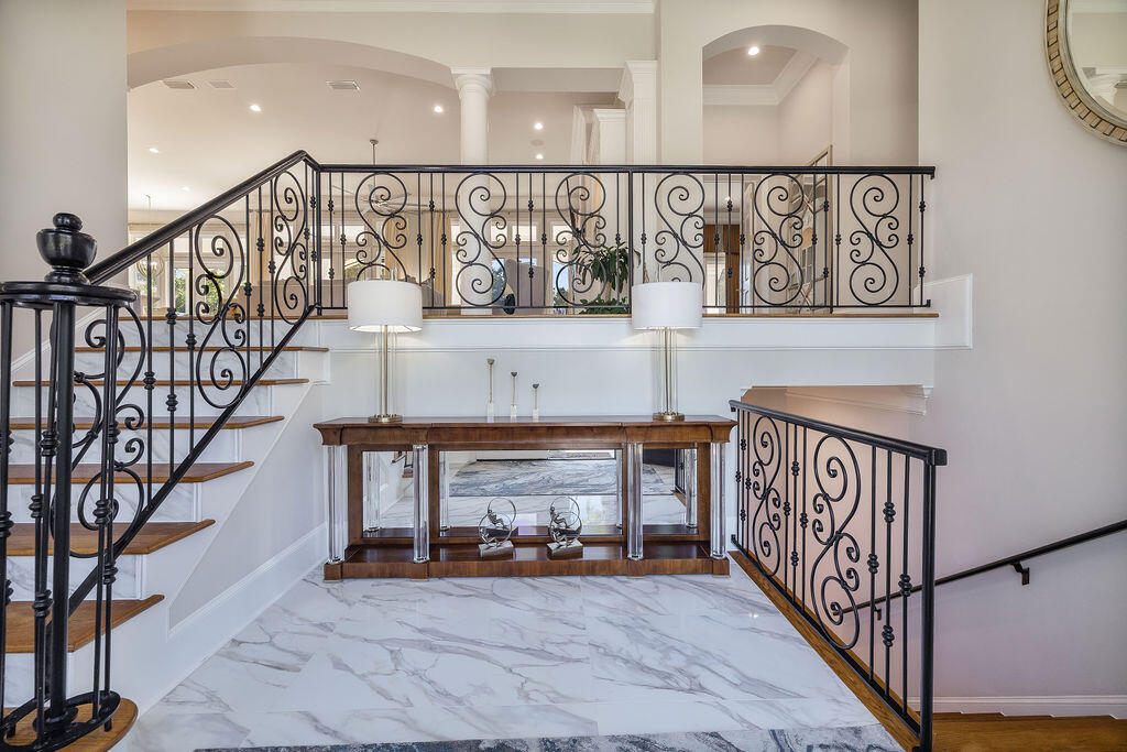 BURNT PINE - Residential