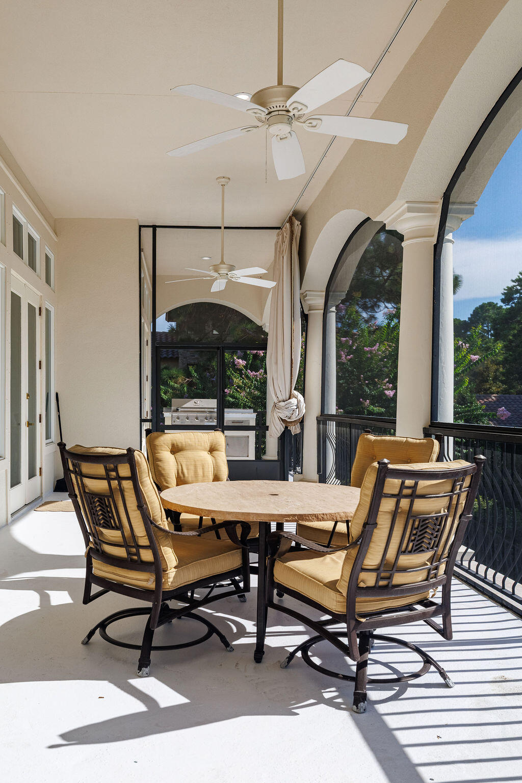 BURNT PINE - Residential