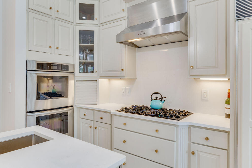 BURNT PINE - Residential