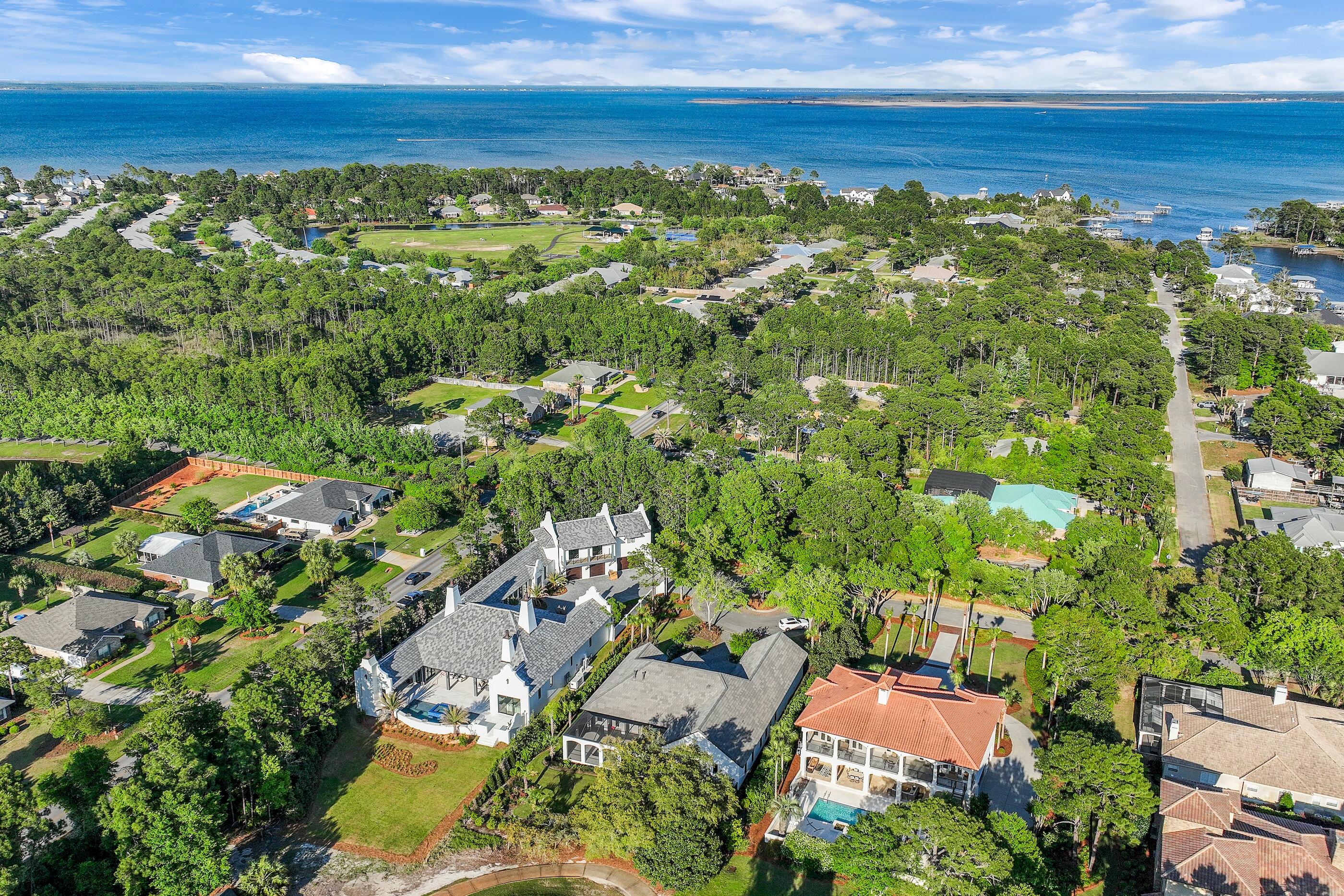 BURNT PINE - Residential