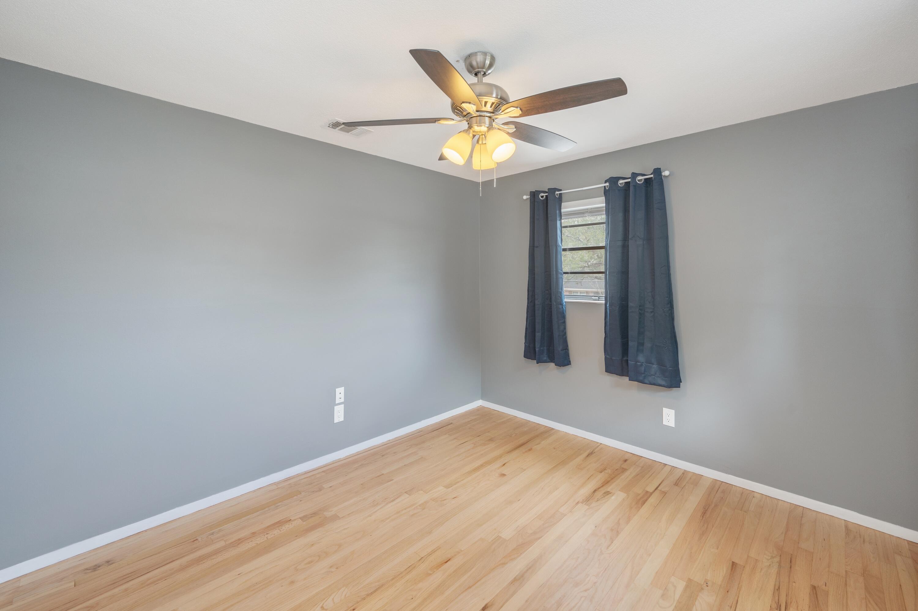 BAYOU WOODS 1ST ADDN - Residential