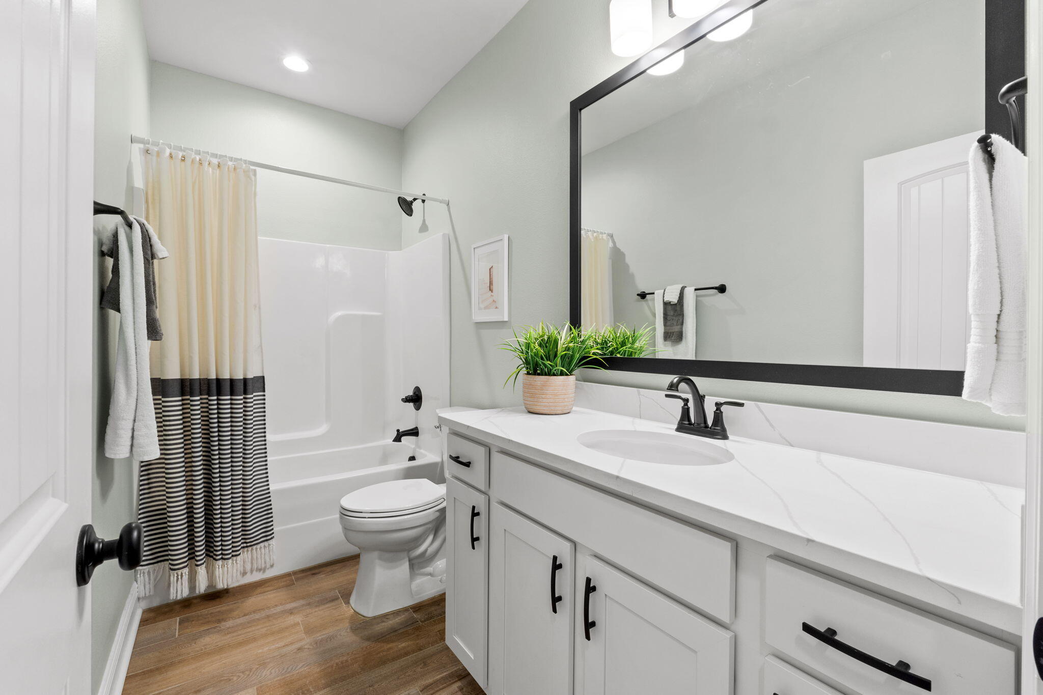 HAMMOCK BAY - Residential